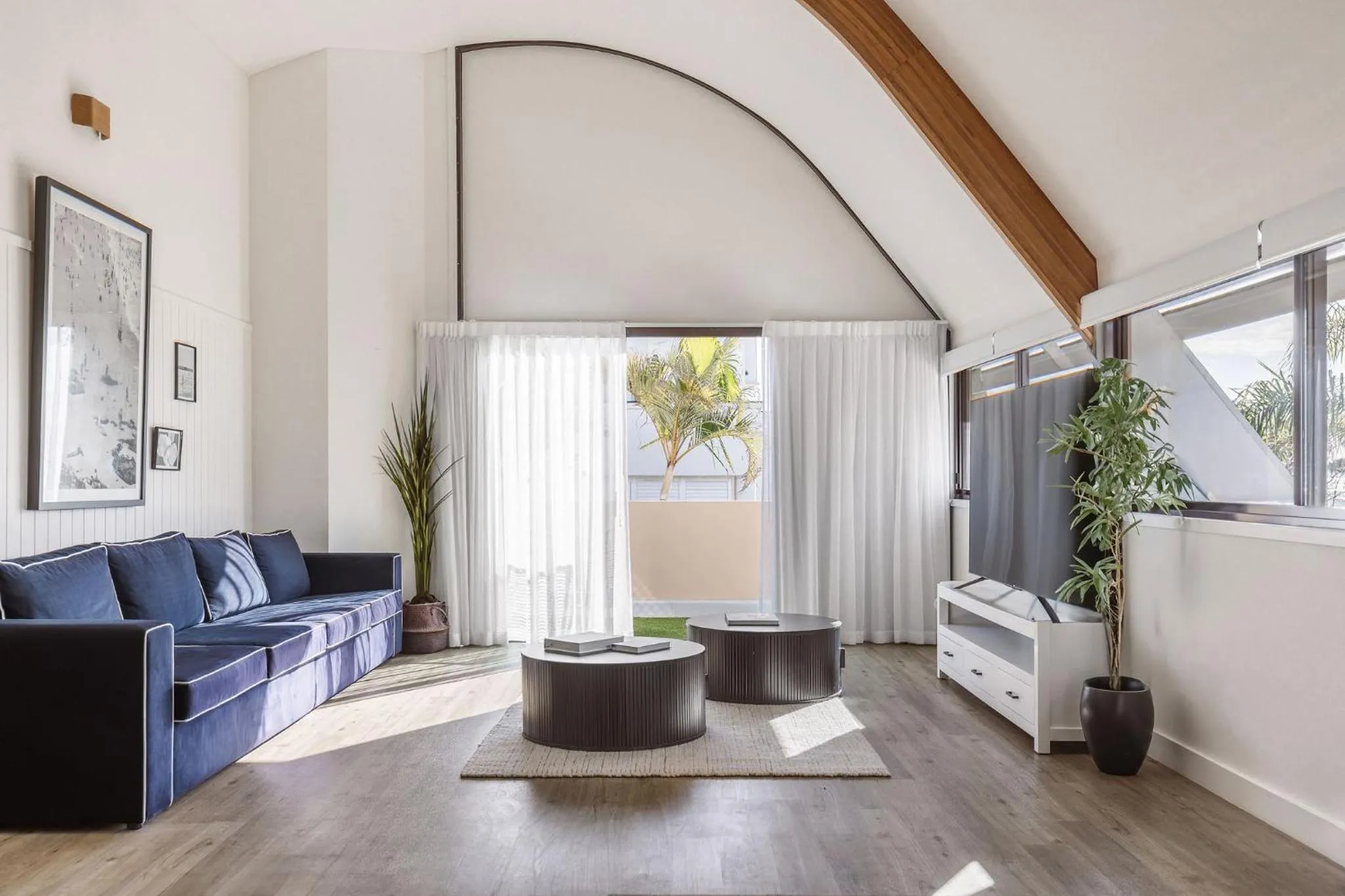 BBQ facilities in Waves Byron Bay