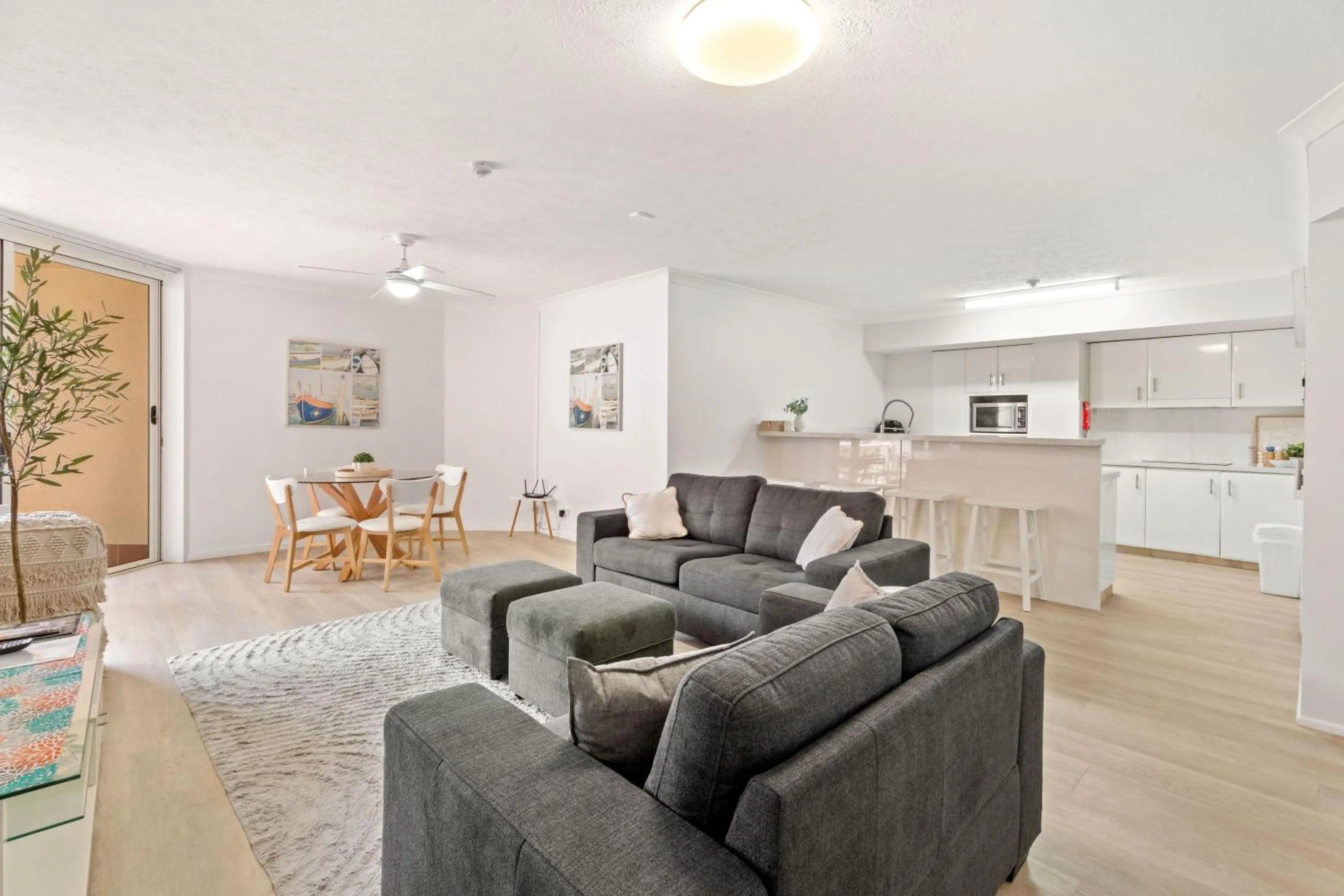 Charlton on The Esplanade