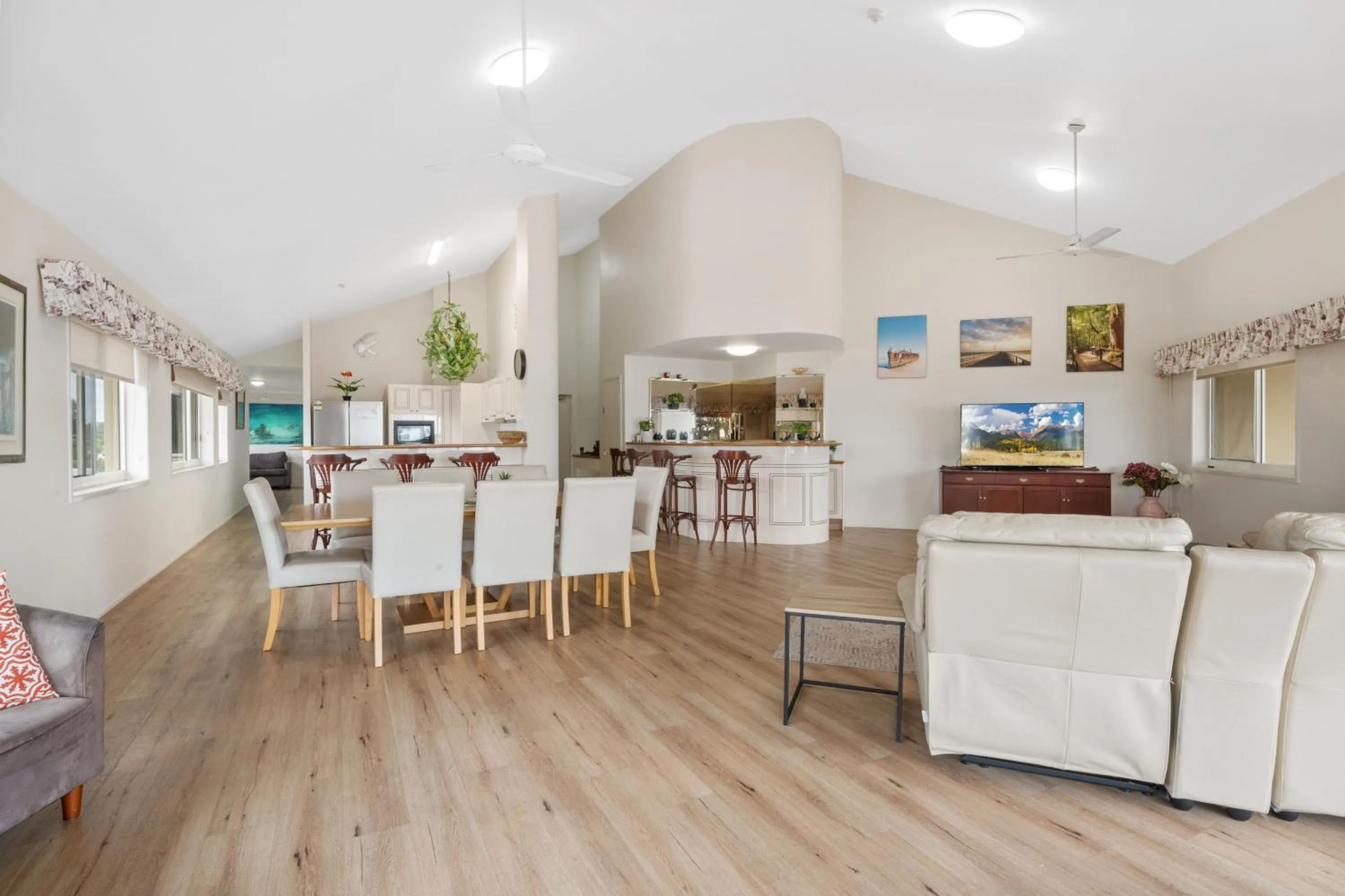 Charlton on The Esplanade