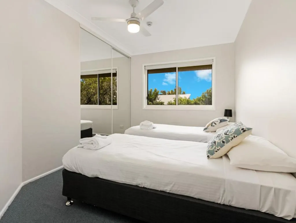 Charlton on The Esplanade