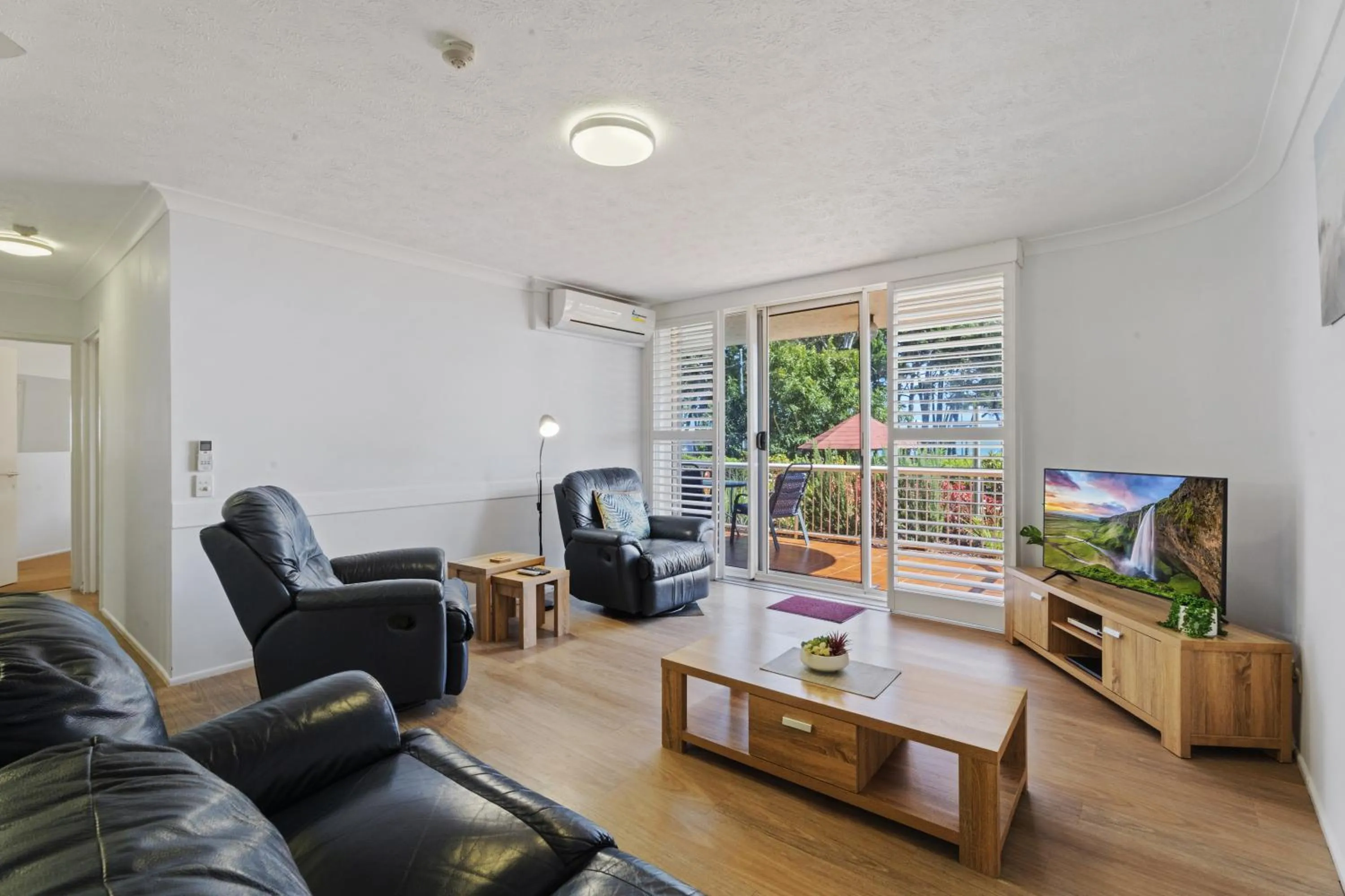 Charlton on The Esplanade