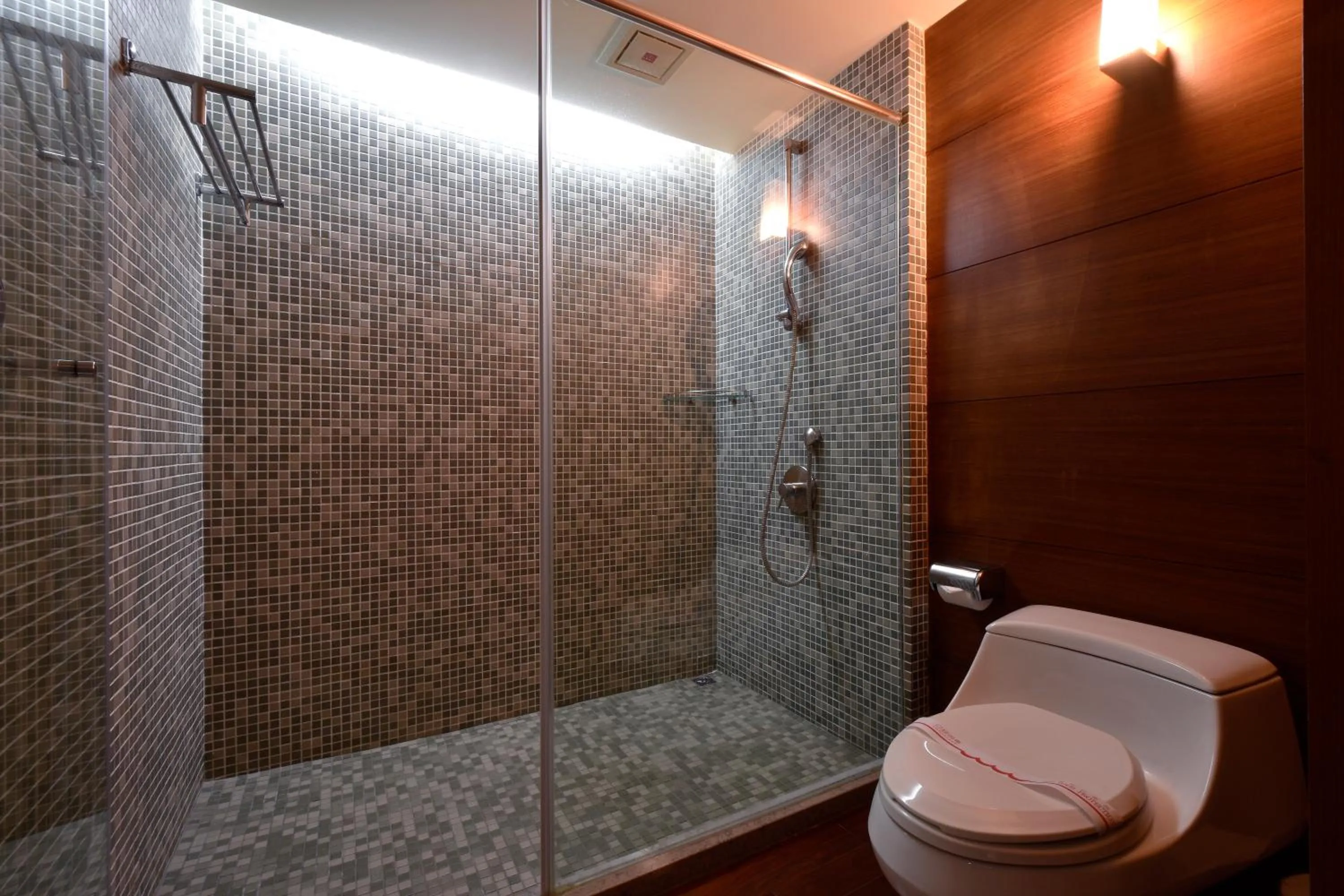 Shower in Fu Lyu Inn