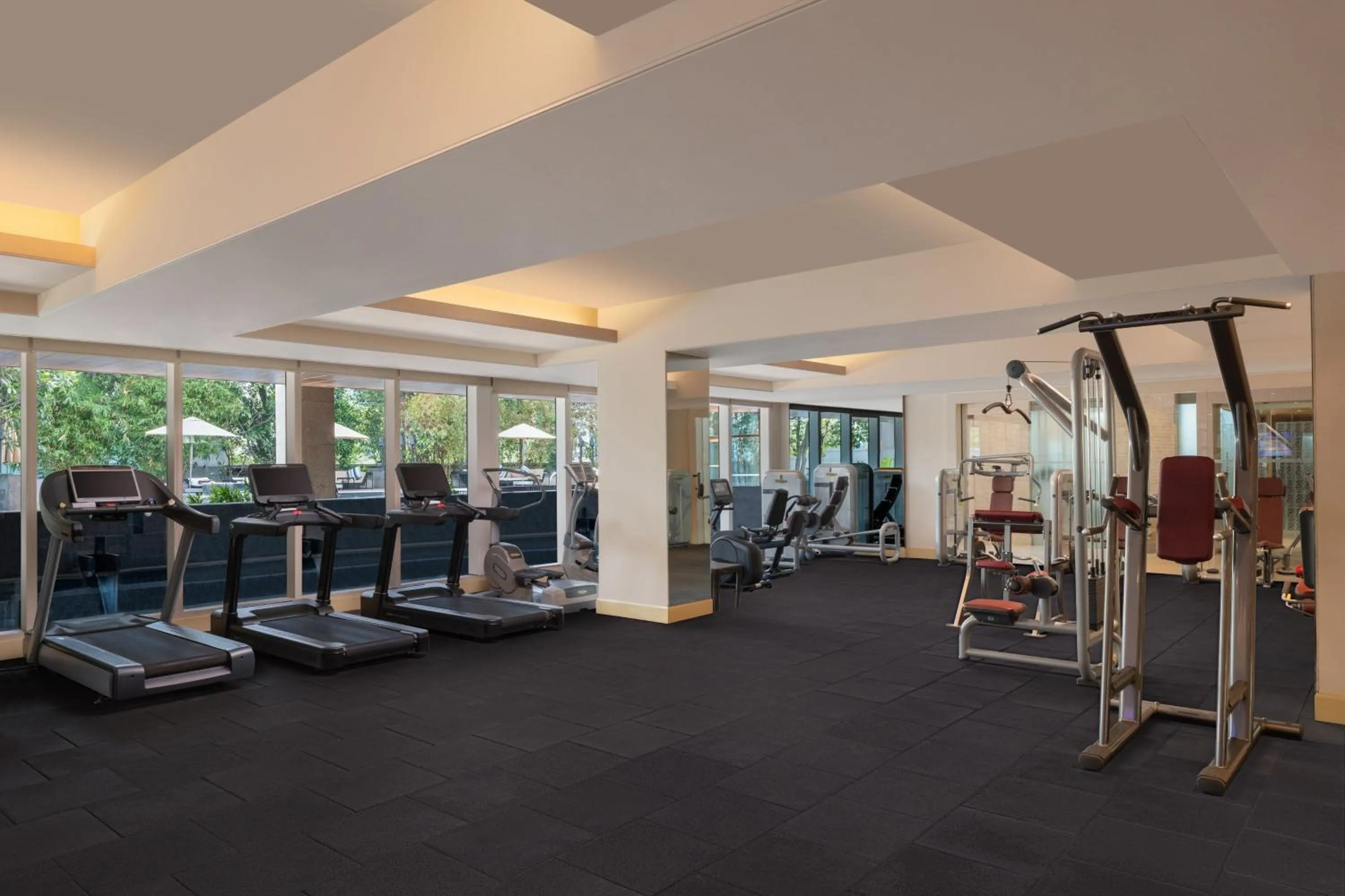 Fitness centre/facilities in Le Meridien Gurgaon, Delhi NCR
