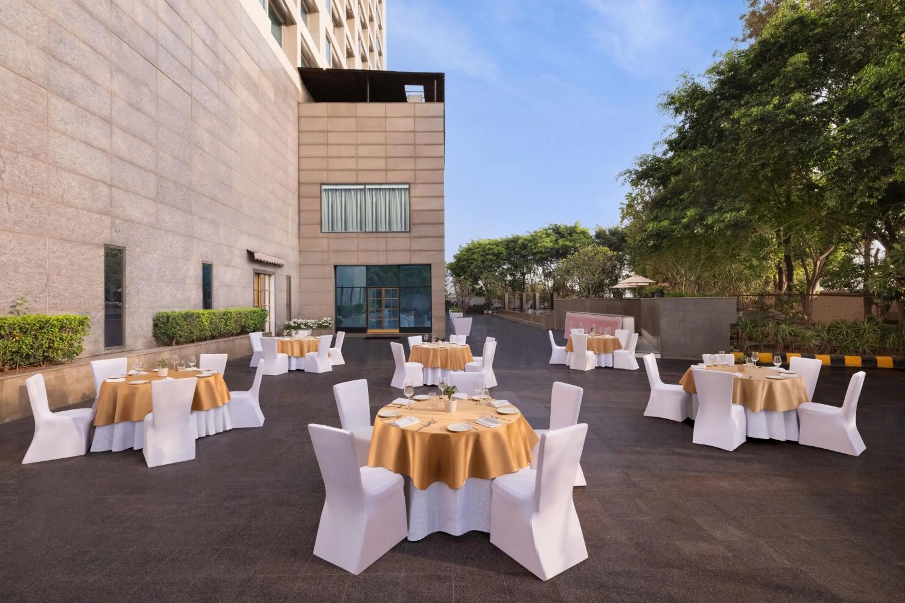 Meeting/conference room in Le Meridien Gurgaon, Delhi NCR