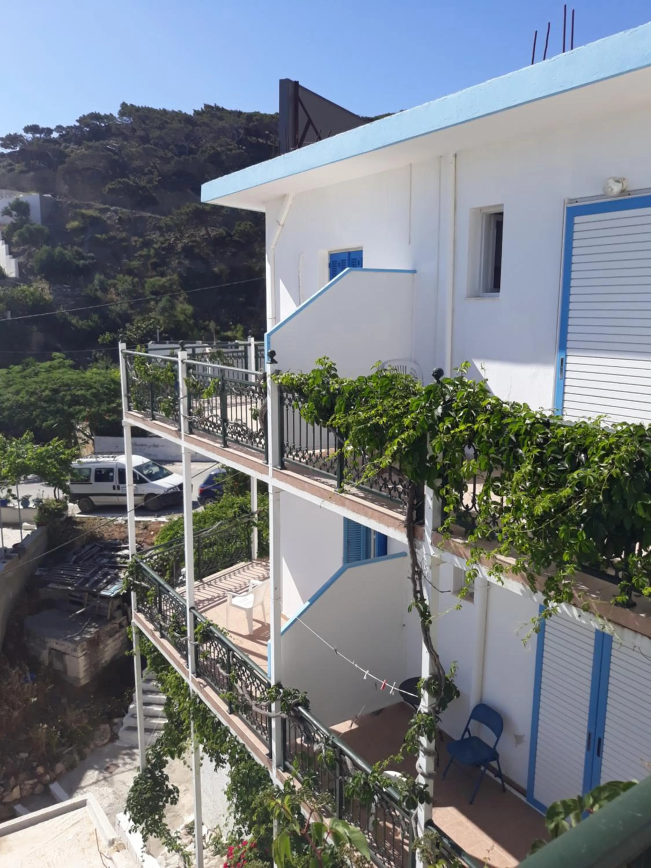 Spring in Nikos Hotel