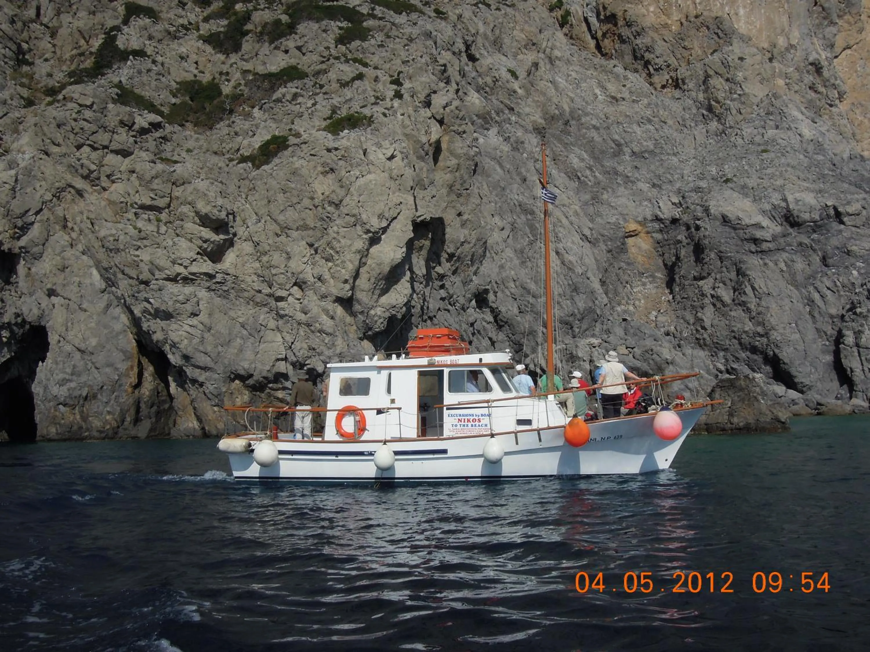 Beach in Nikos Hotel