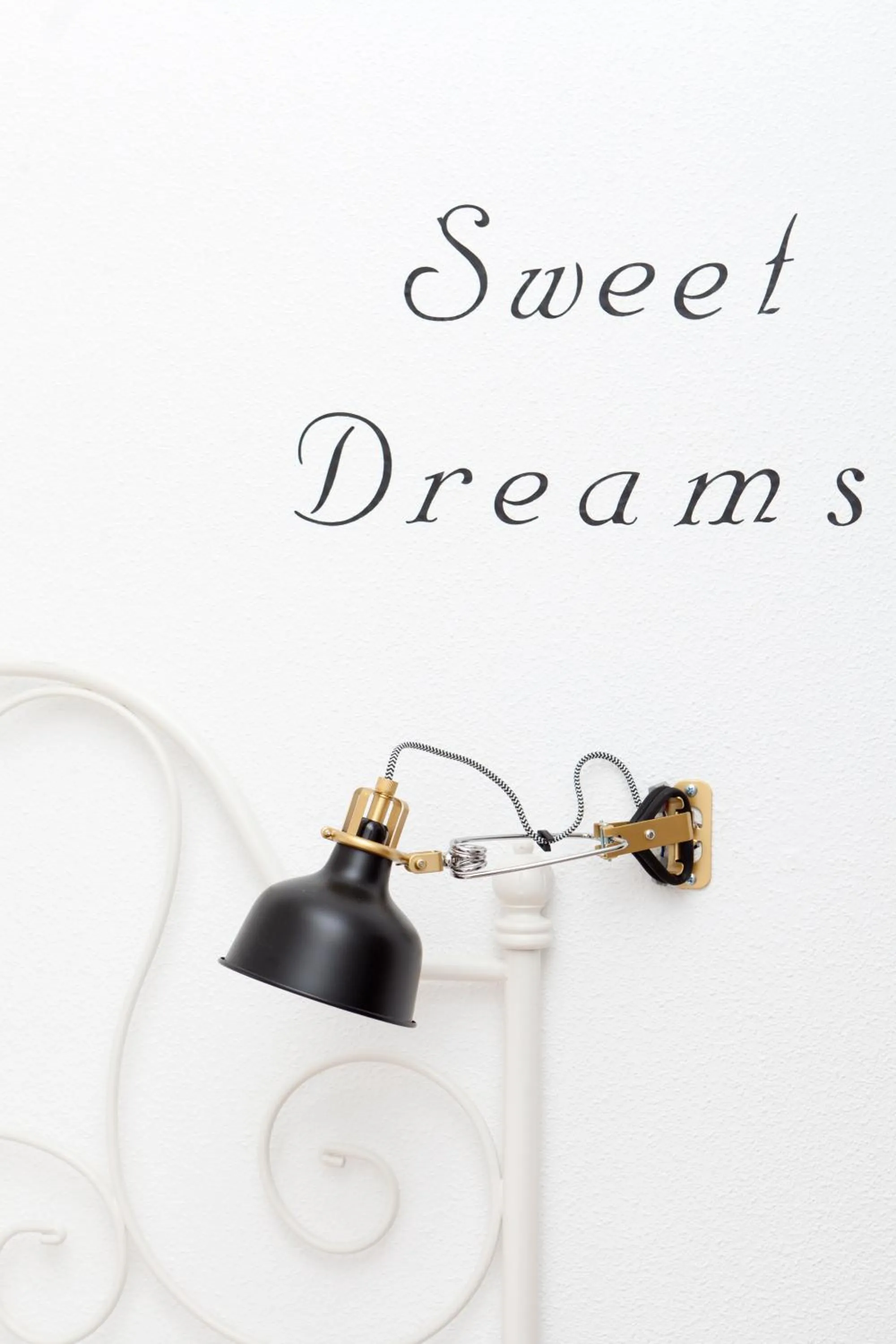 Decorative detail in Vázquez de Mella Gran Vía