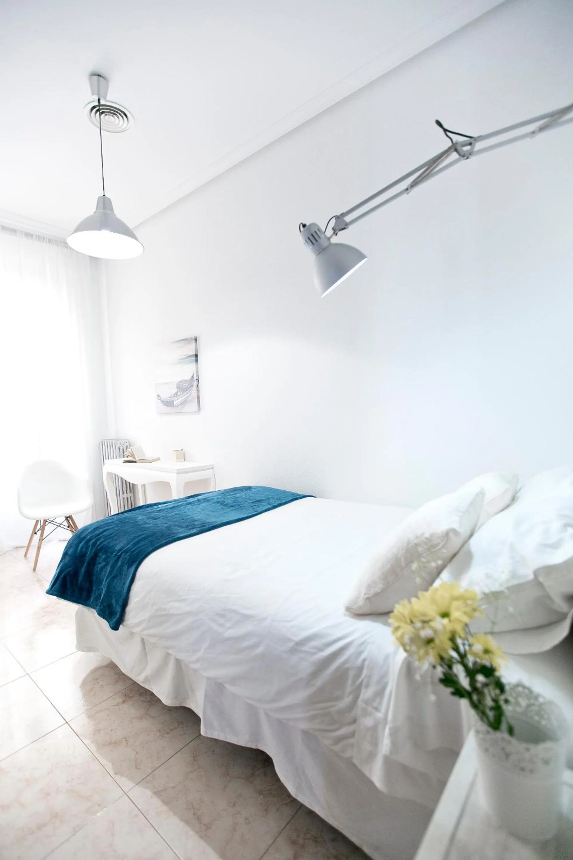 Bedroom, Bed in Vázquez de Mella Gran Vía