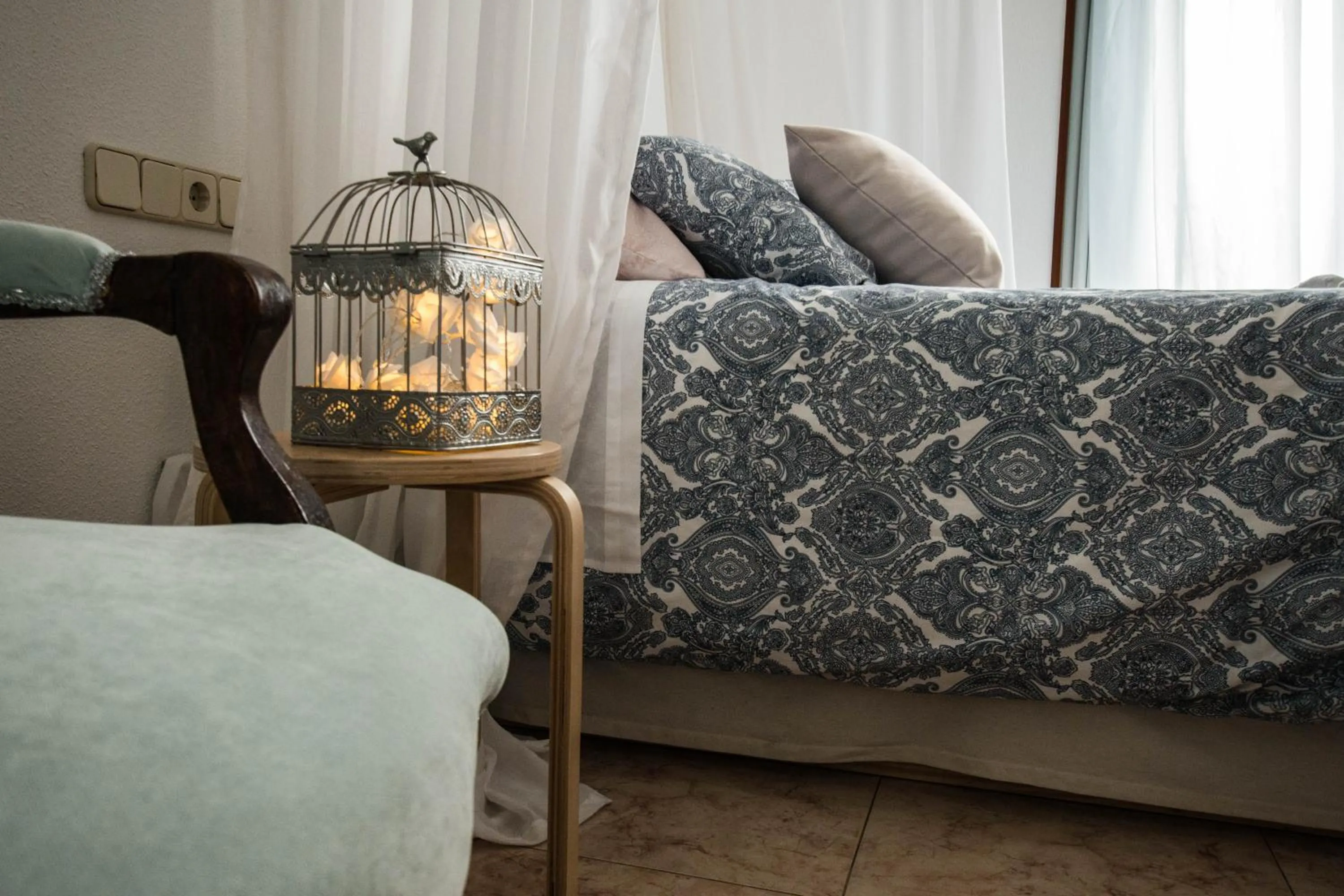 Photo of the whole room, Bed in Vázquez de Mella Gran Vía