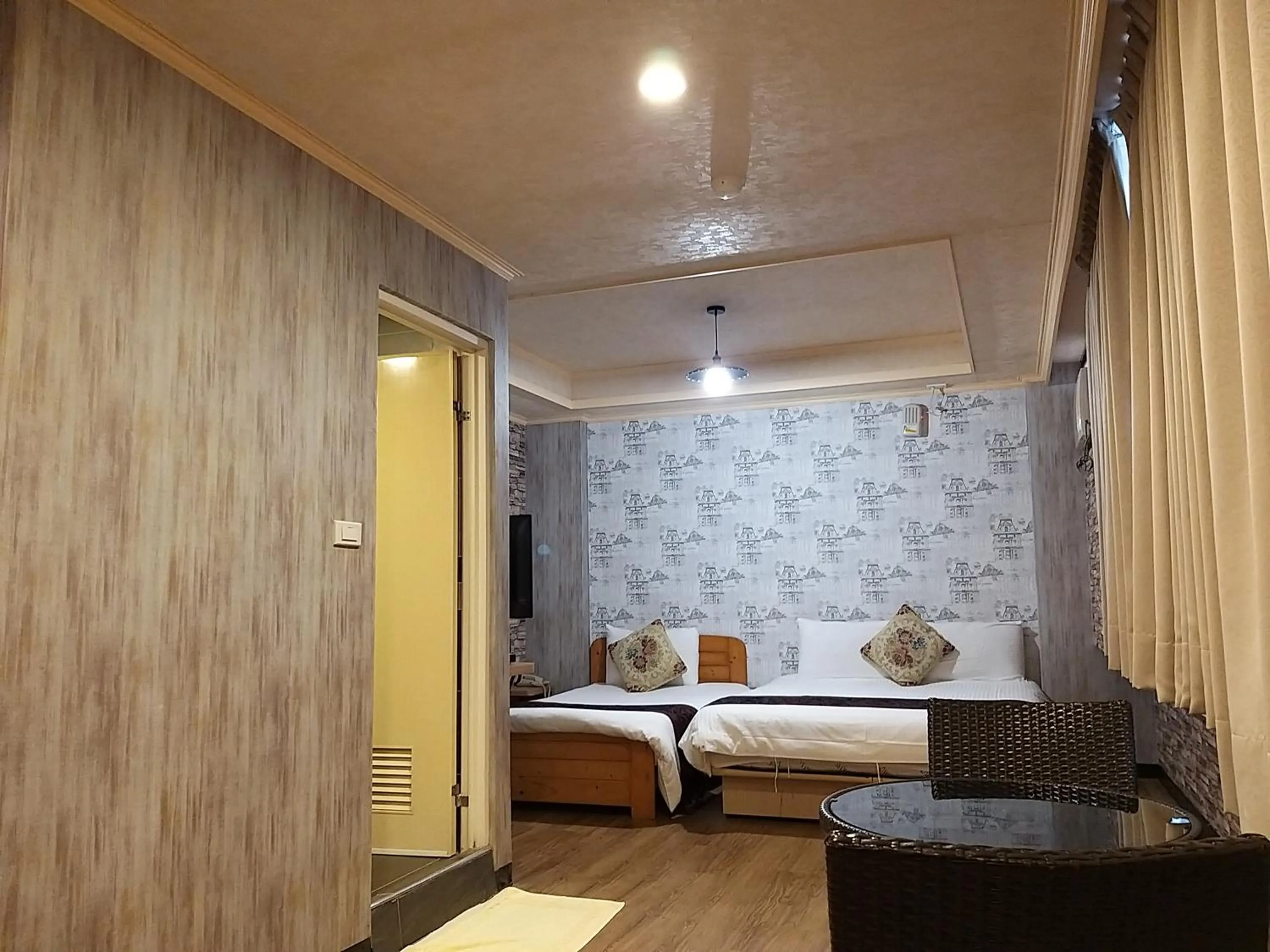 Bed in Guan Lun Hotel