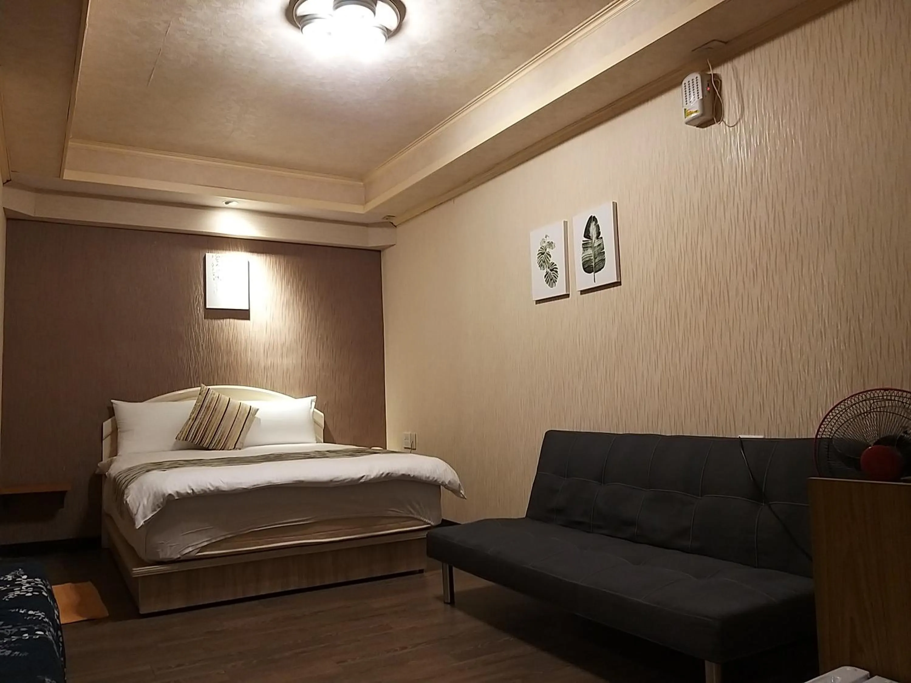 Bed in Guan Lun Hotel