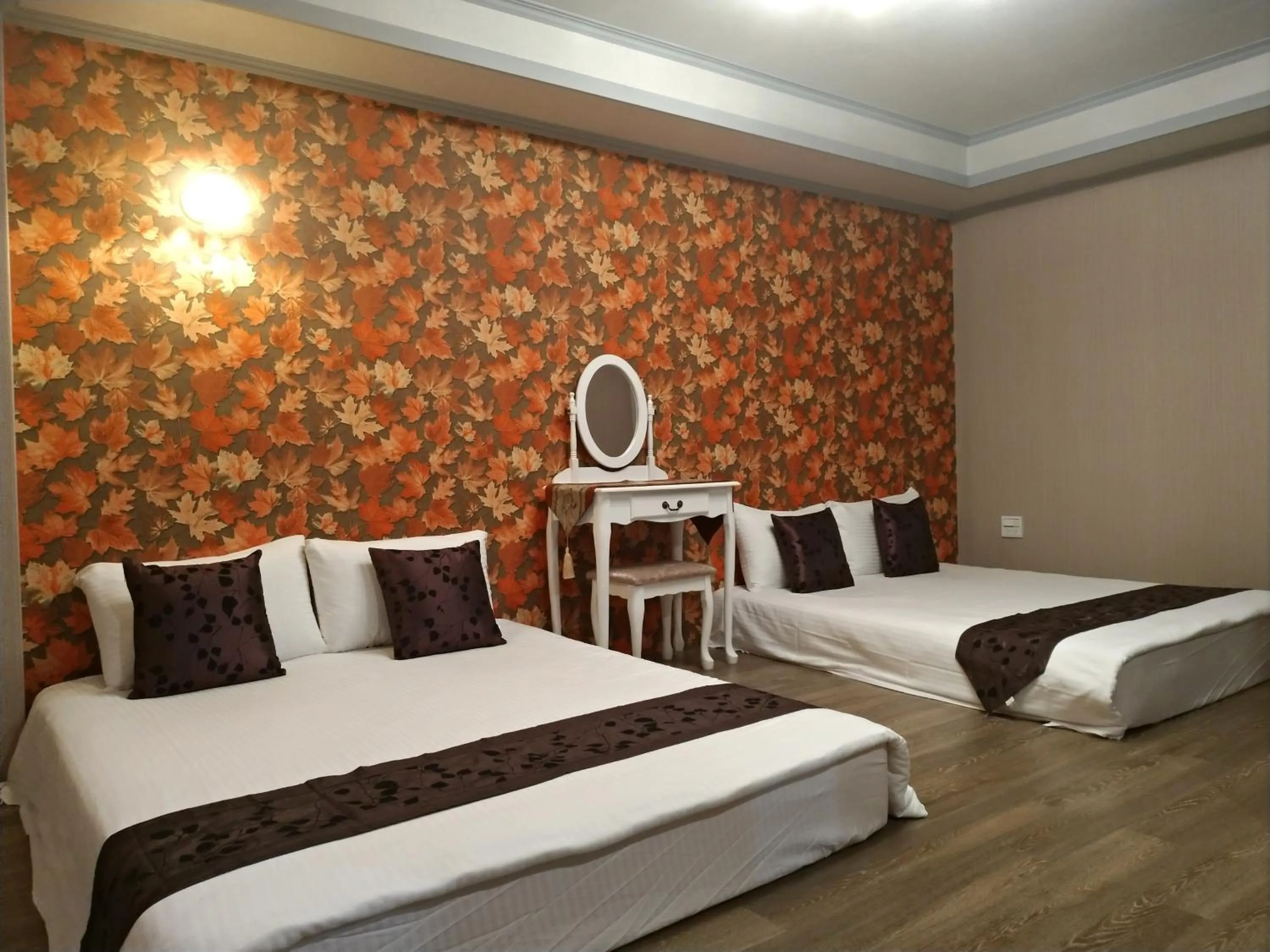 Bed in Guan Lun Hotel