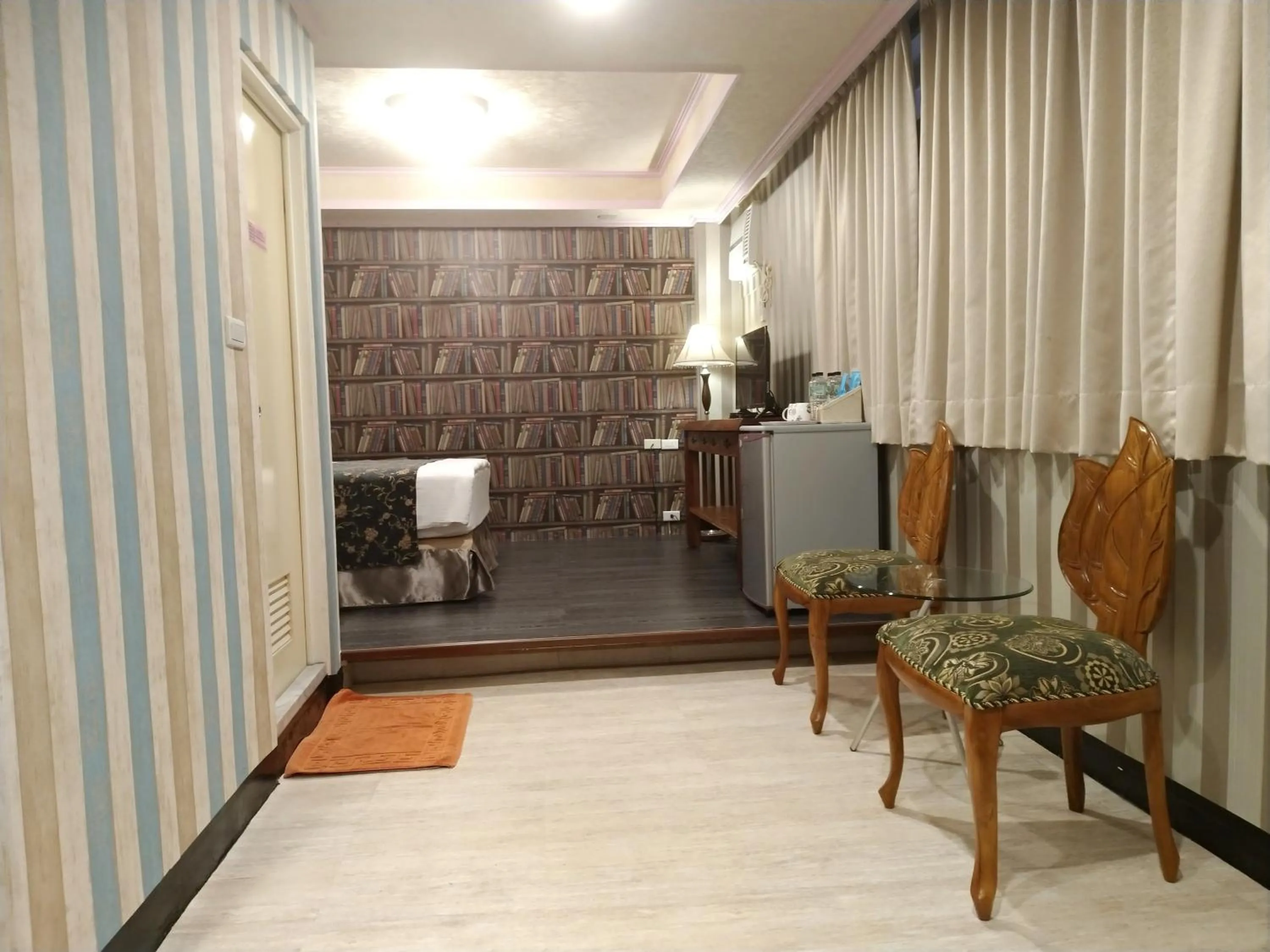 Photo of the whole room in Guan Lun Hotel