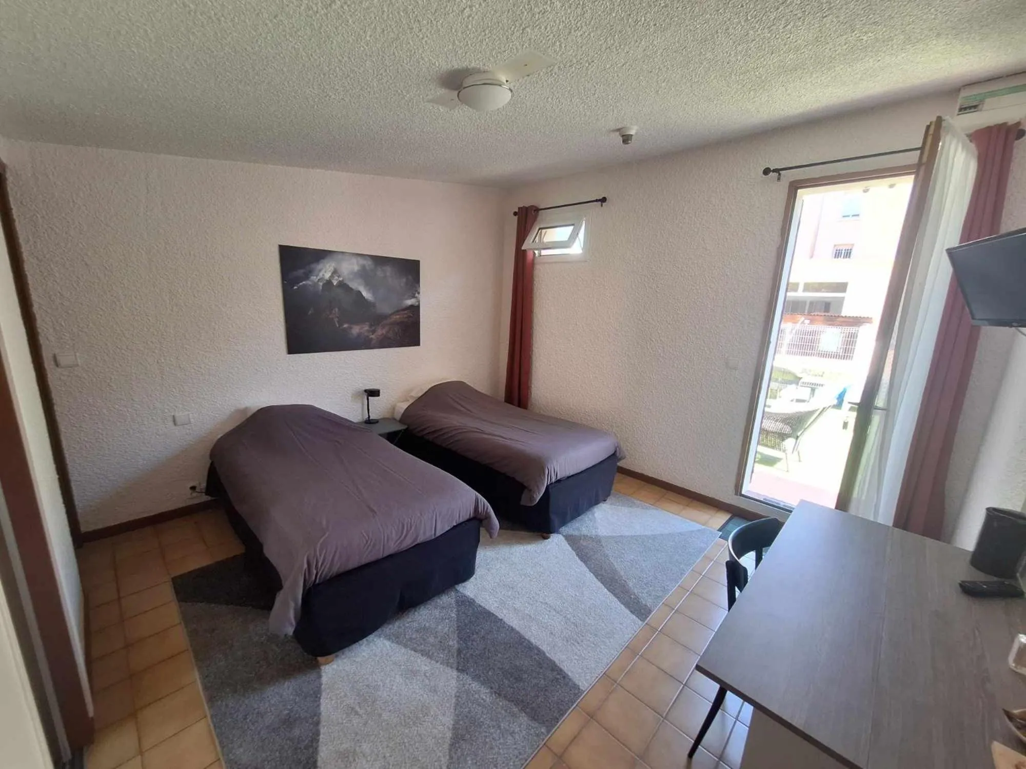 Bed in Hotel Le Connetable