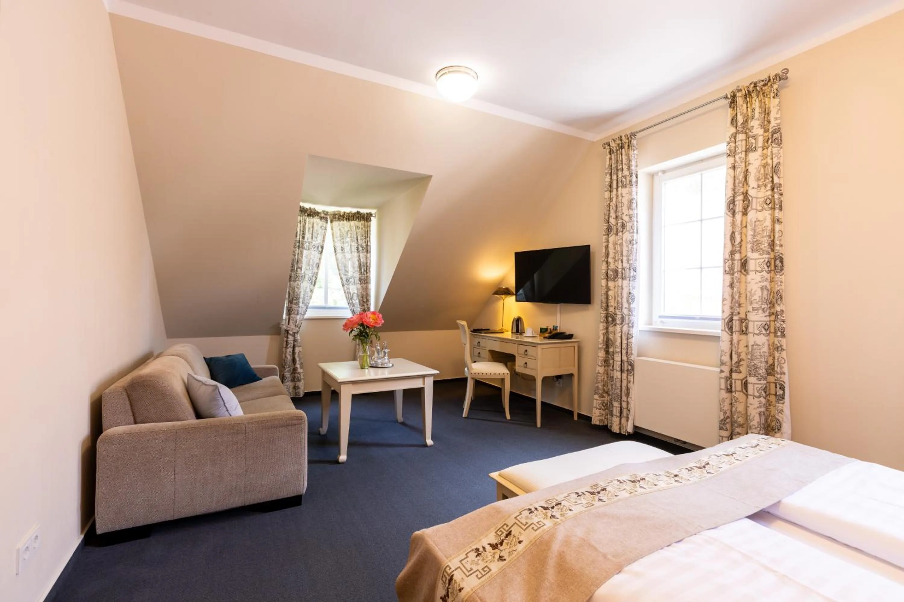 TV and multimedia, Bed in Café Wildau Hotel & Restaurant am Werbellinsee