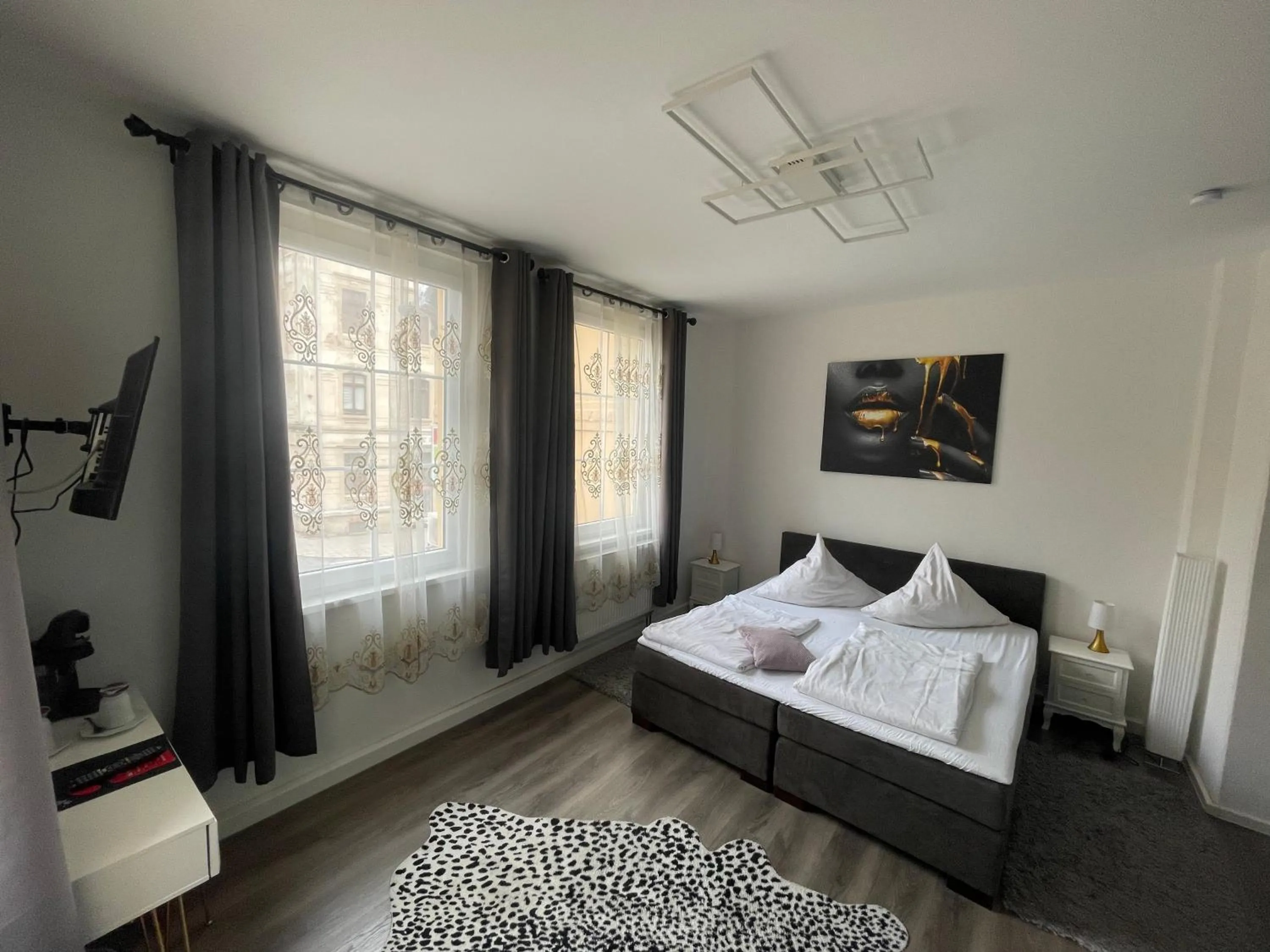 Bed in Hotel Maison LeMi