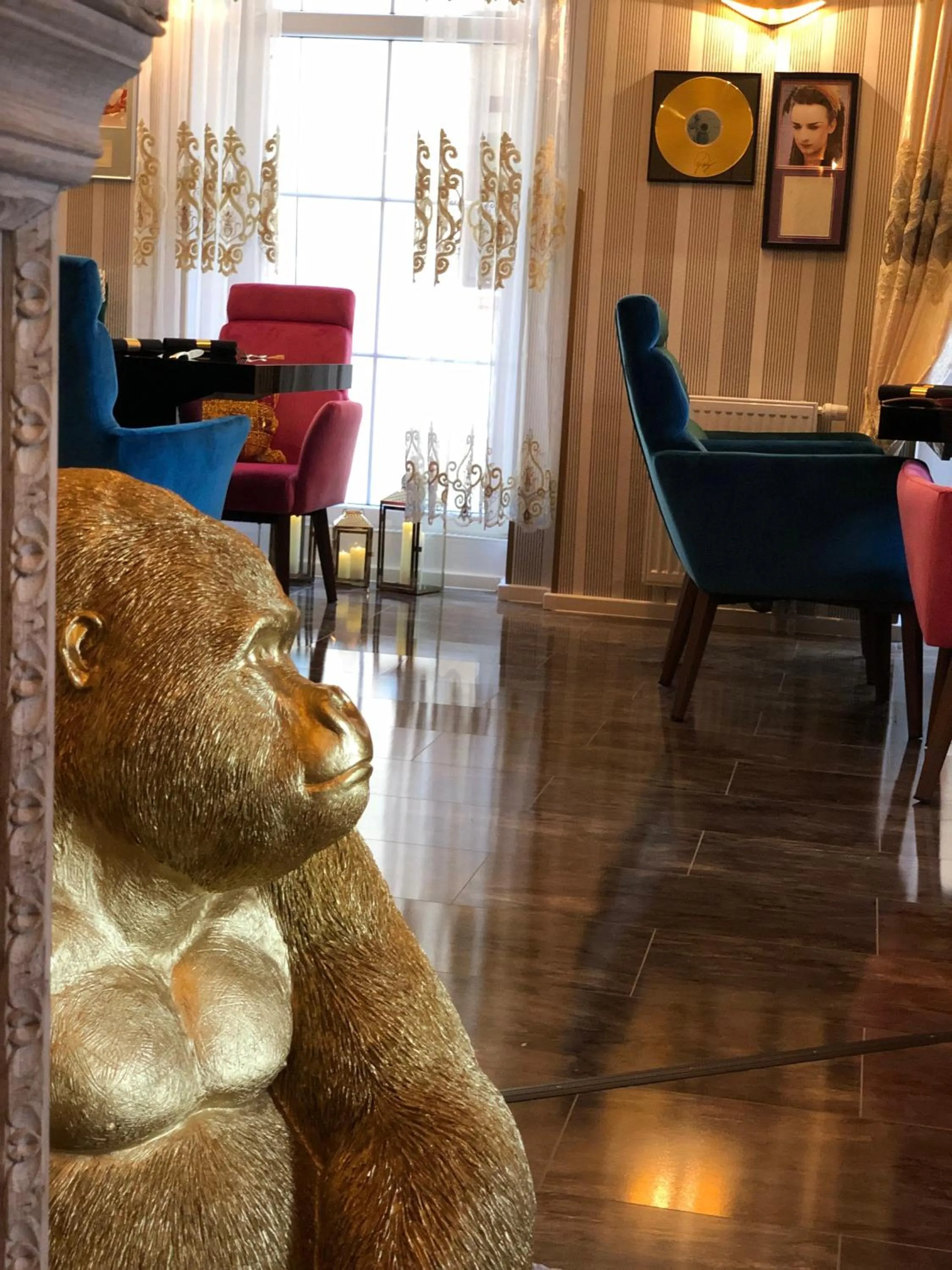 Restaurant/places to eat in Hotel Maison LeMi