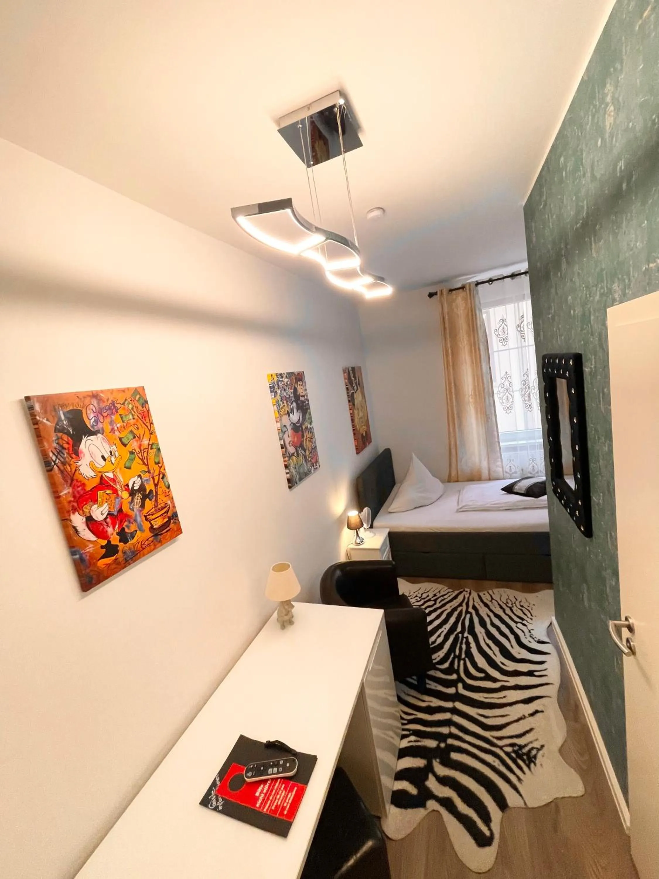 Bed in Hotel Maison LeMi