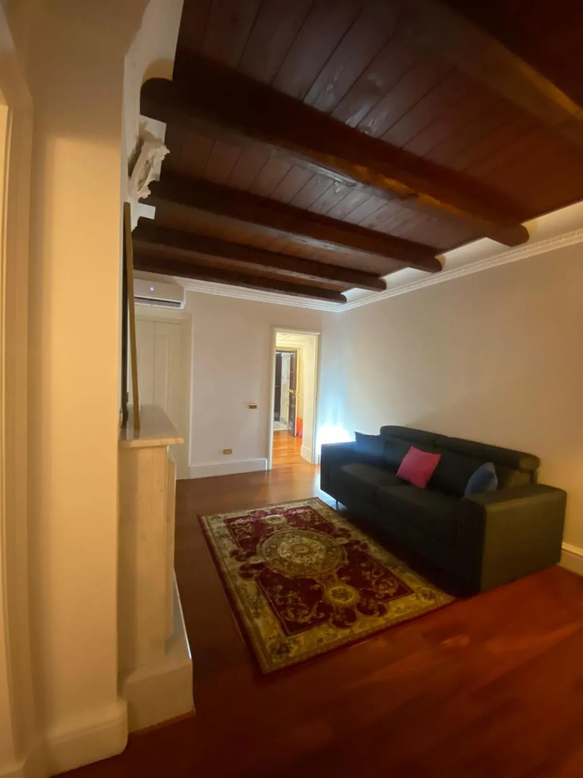 Bed in Magic Door Rome