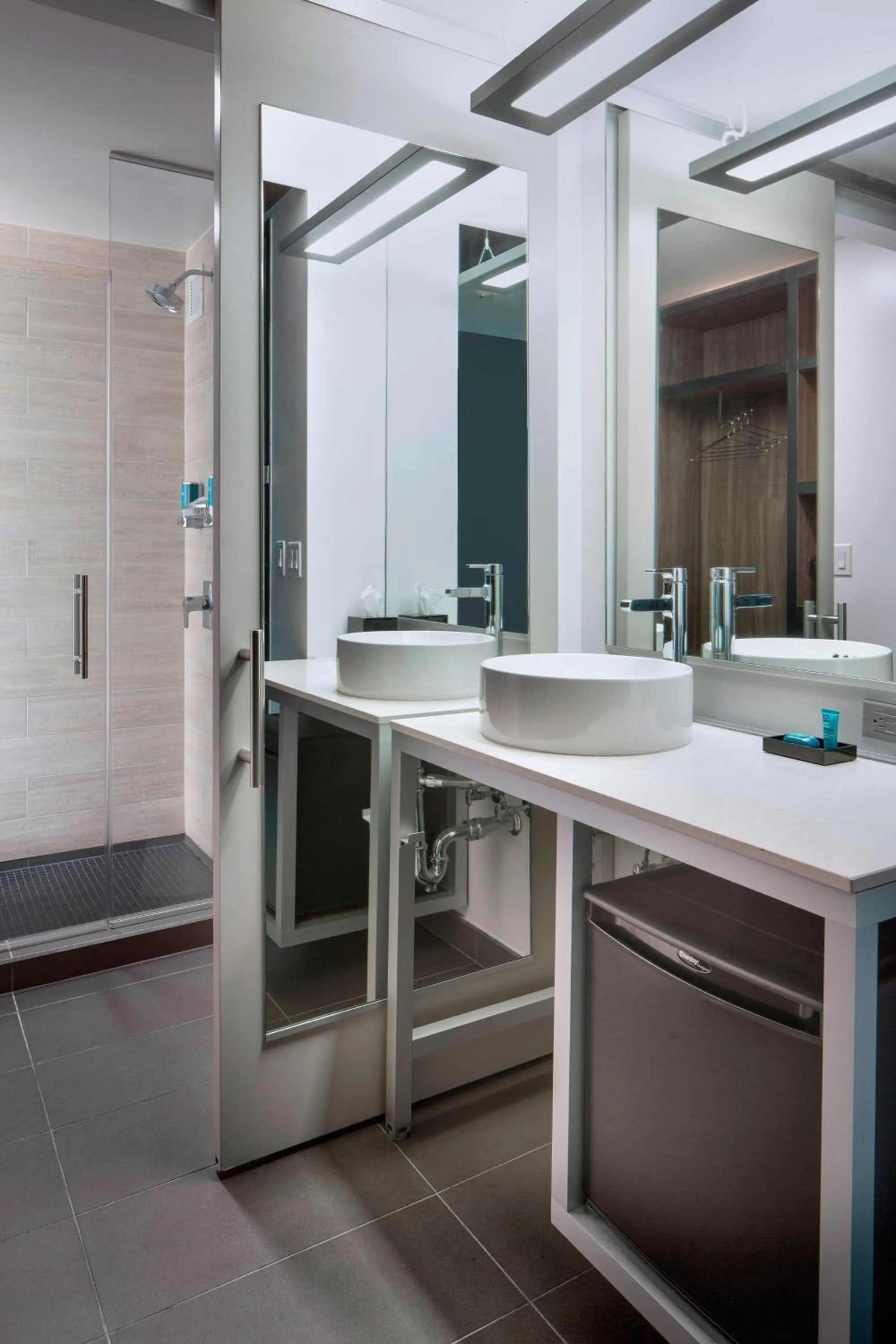 Bathroom in Aloft Fort Worth Downtown