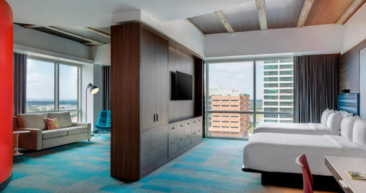 Bed in Aloft Fort Worth Downtown