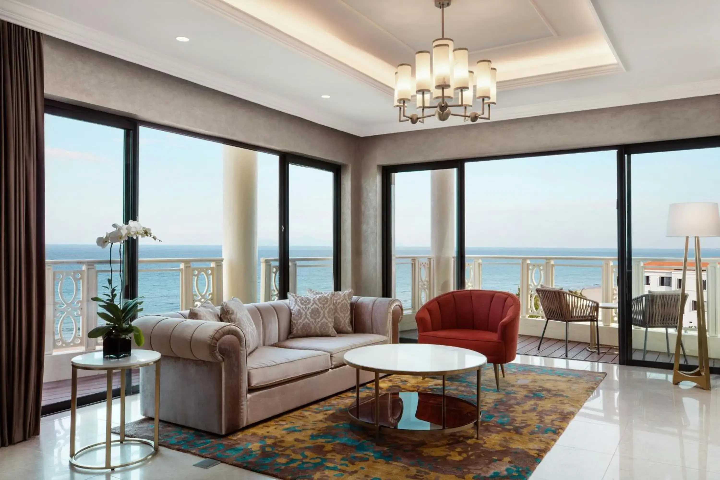 Deluxe Suite, 1 Bedroom Suite, 1 King in Sheraton Grand Danang Beach Resort & Spa Deluxe Suite, 1 Bedroom Suite, 1 King in Sheraton Grand Danang Beach Resort & Spa