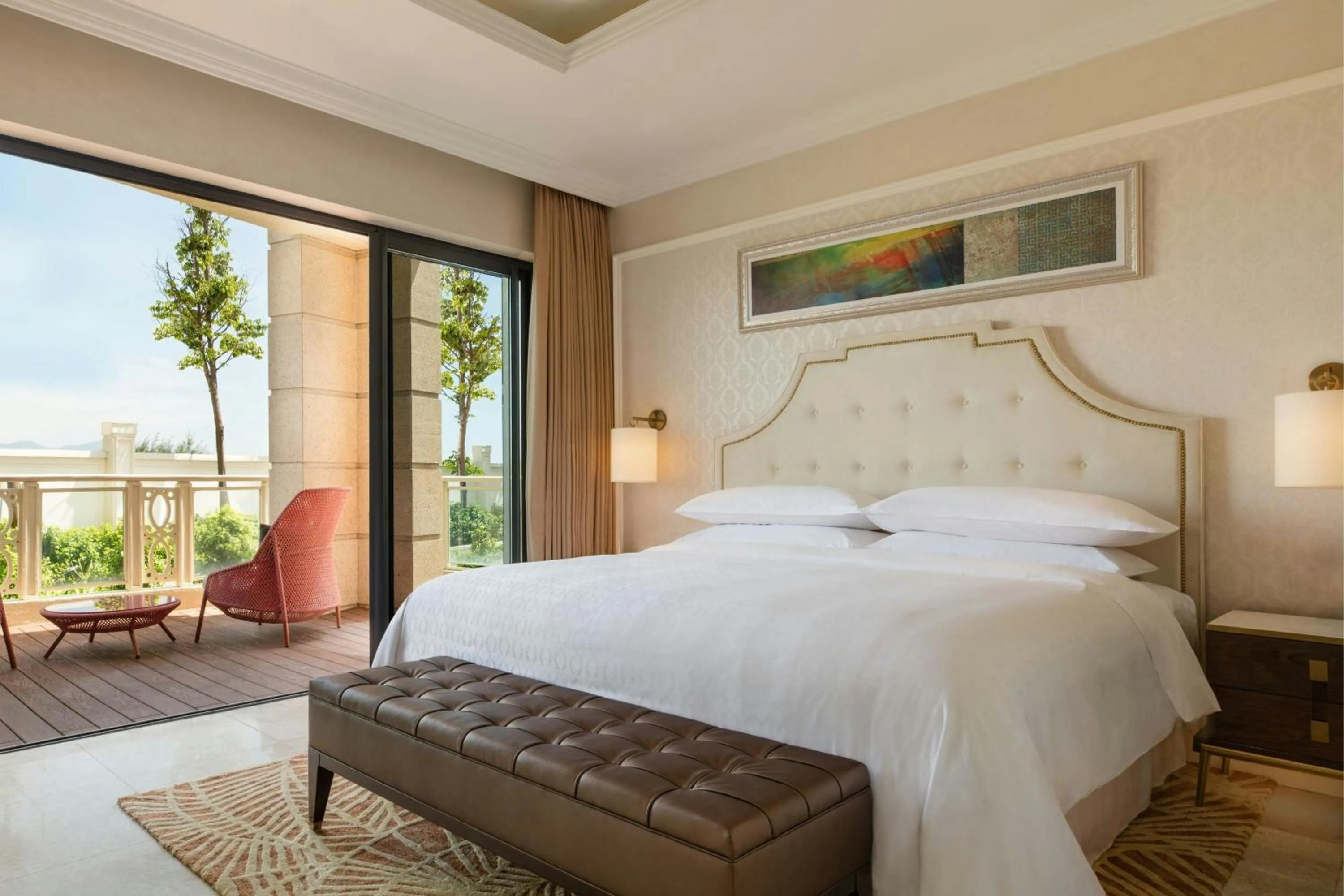 Bedroom, Bed in Sheraton Grand Danang Beach Resort & Spa