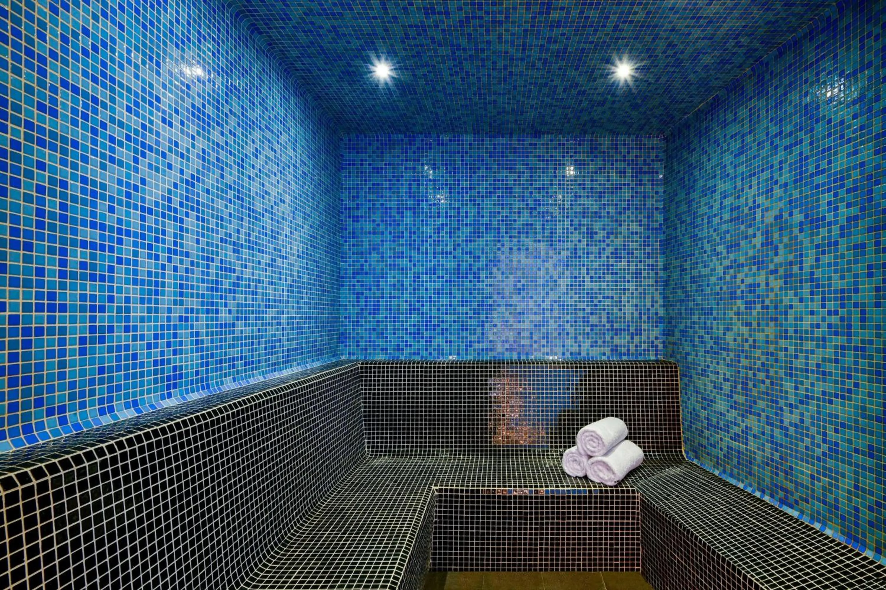 Spa and wellness centre/facilities in W Amman Hotel