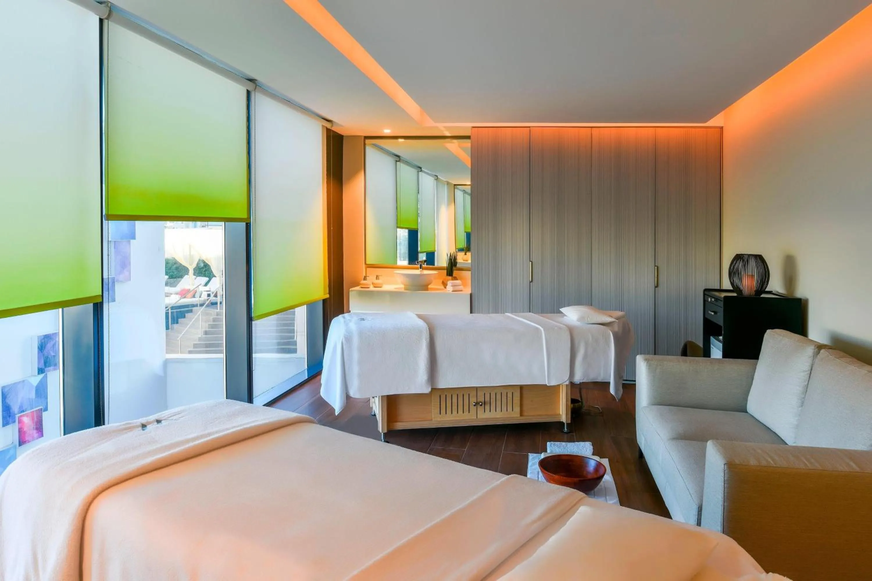 Spa and wellness centre/facilities, Bed in W Amman Hotel