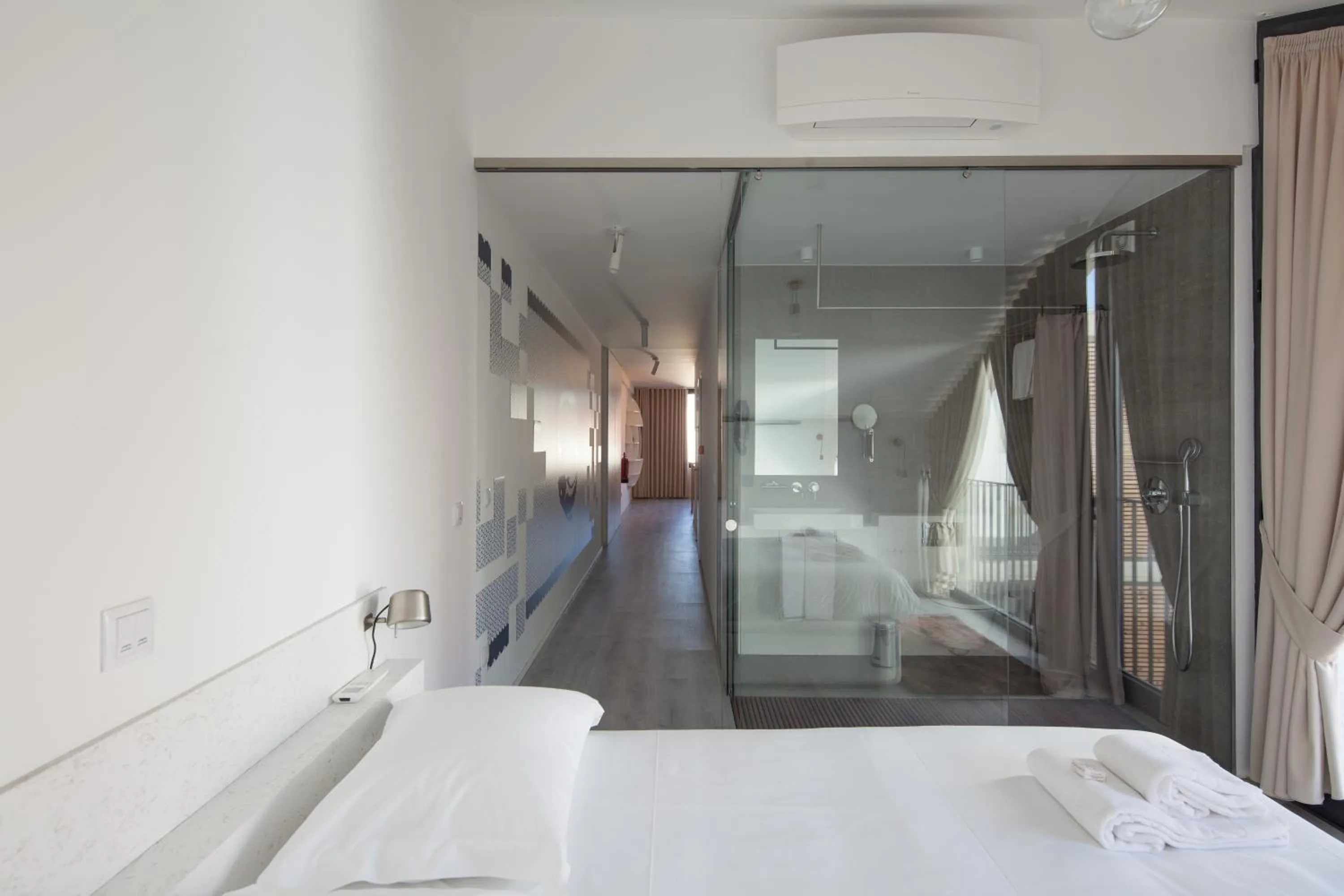 Bathroom, Bed in 7 Gaia Roaster Apartments