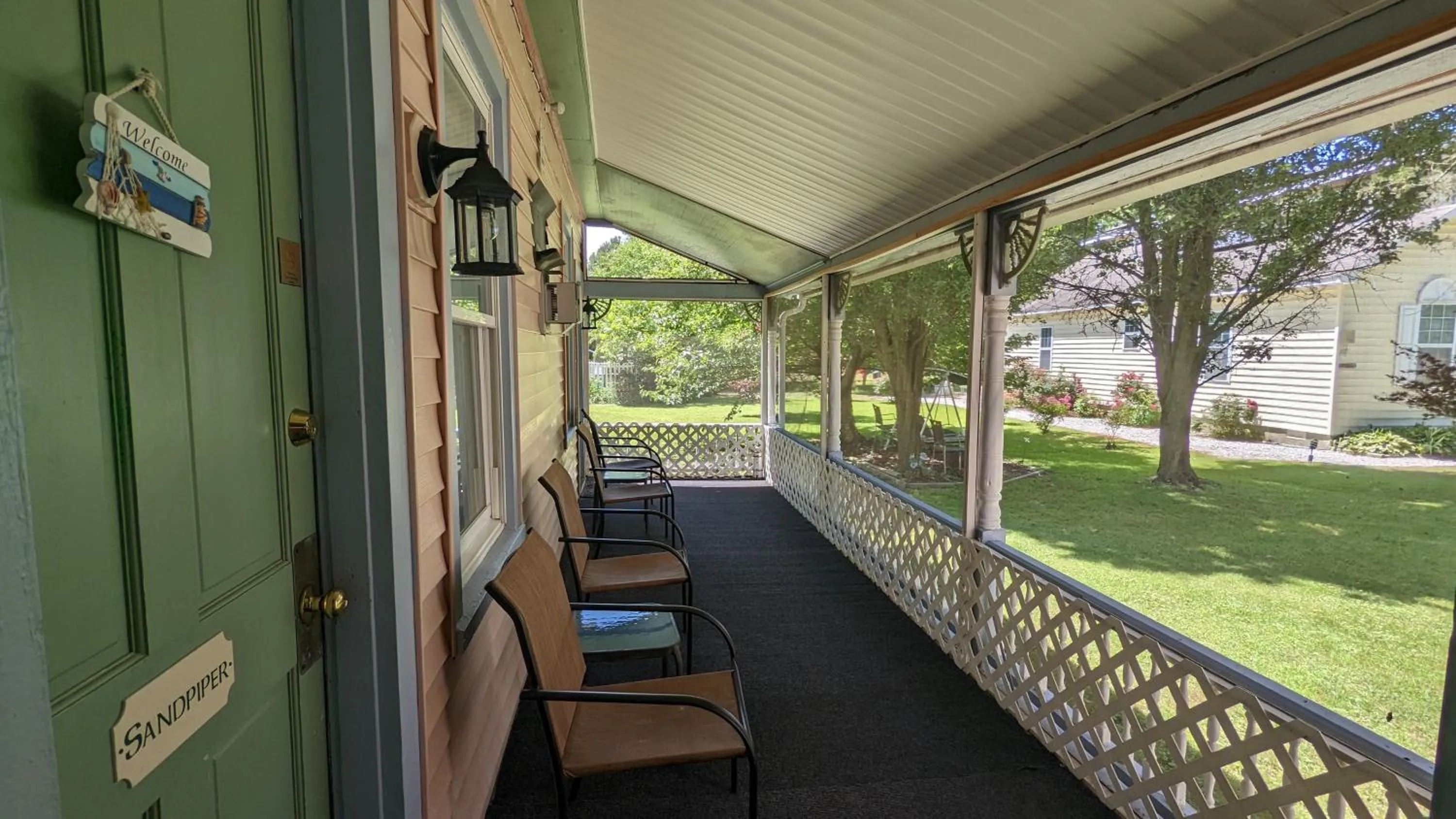 Patio in Garden and Sea Inn