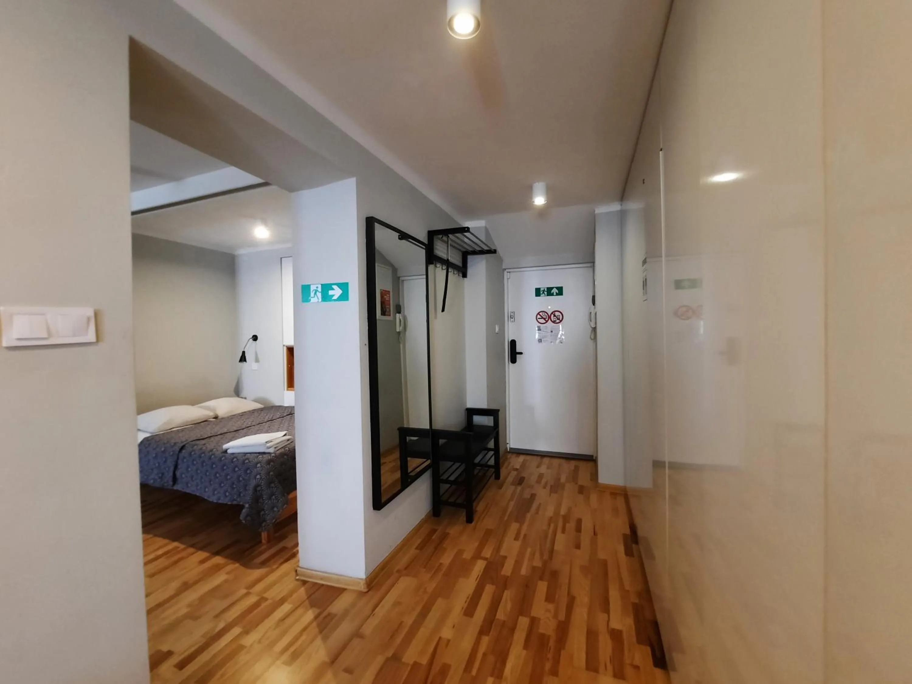 Photo of the whole room, Bed in Lorf Hostel&Coffee