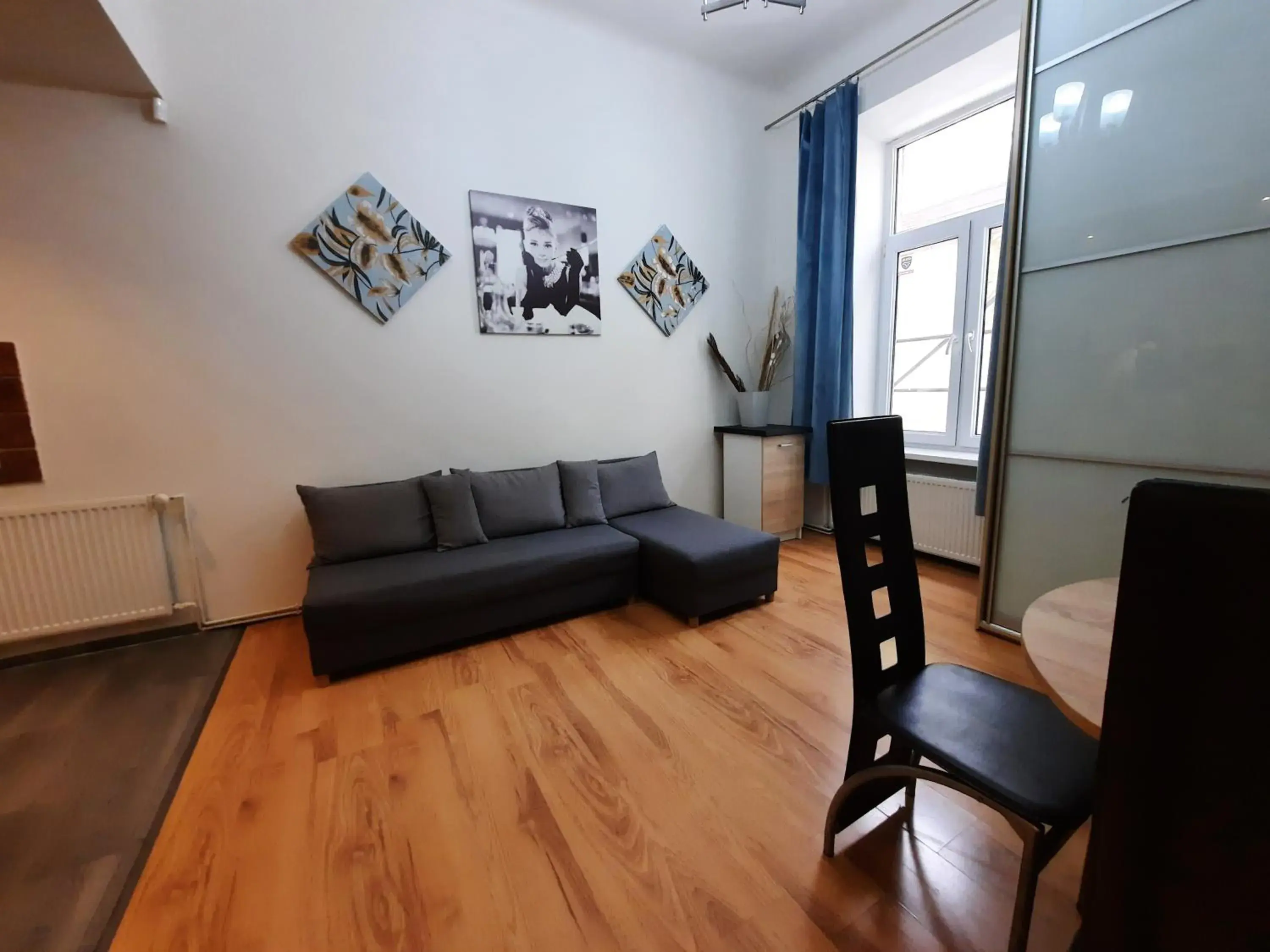 Two-Bedroom Apartment in Lorf Hostel&Coffee Two-Bedroom Apartment in Lorf Hostel&Coffee