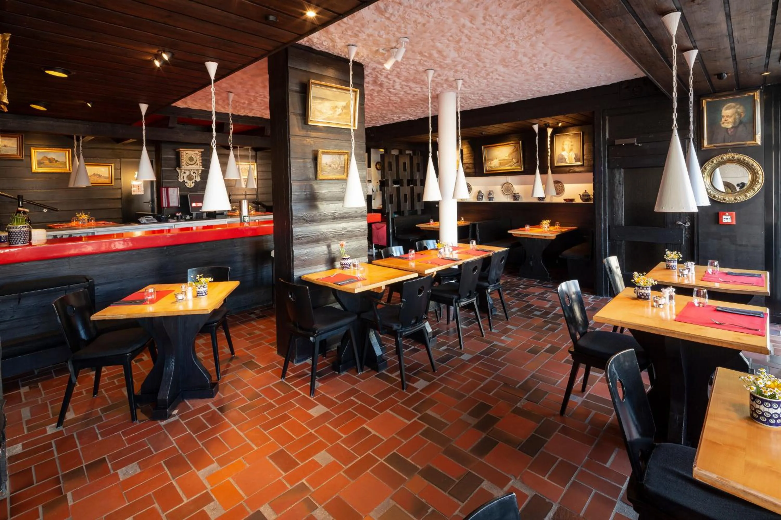 Restaurant/places to eat in Top Appartements Roth am Strande