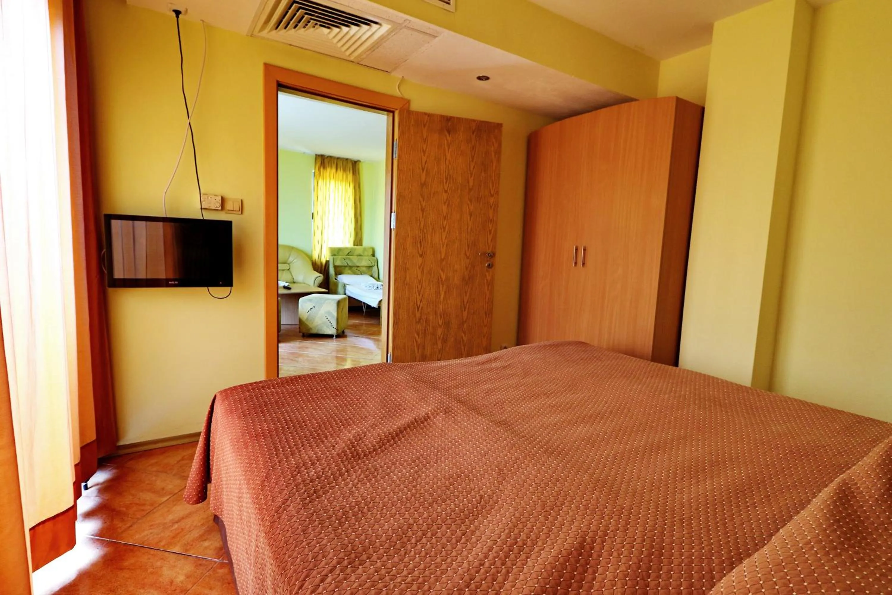 TV and multimedia, Bed in Bora Bora Hotel