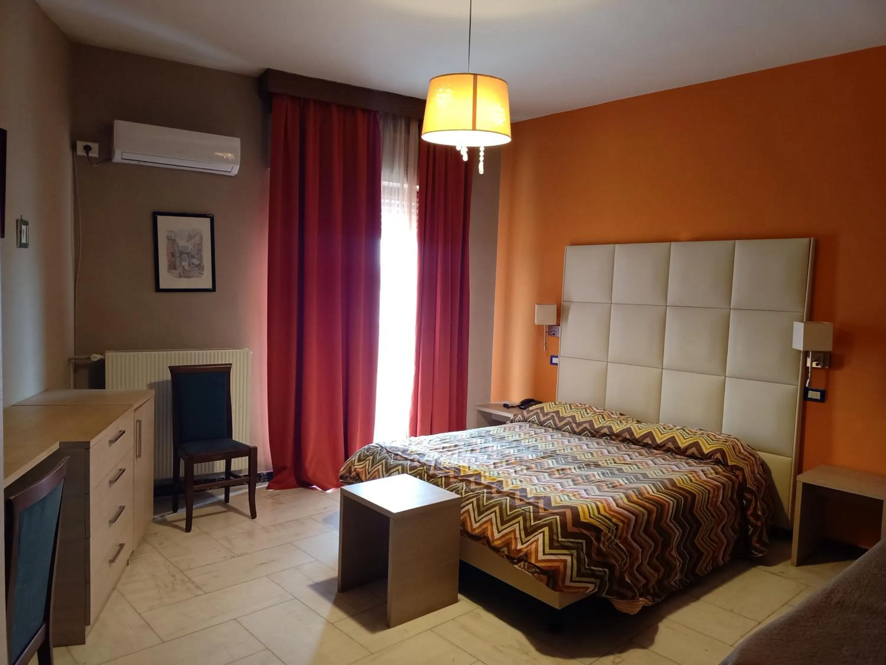 Photo of the whole room, Bed in Hotel L'Approdo