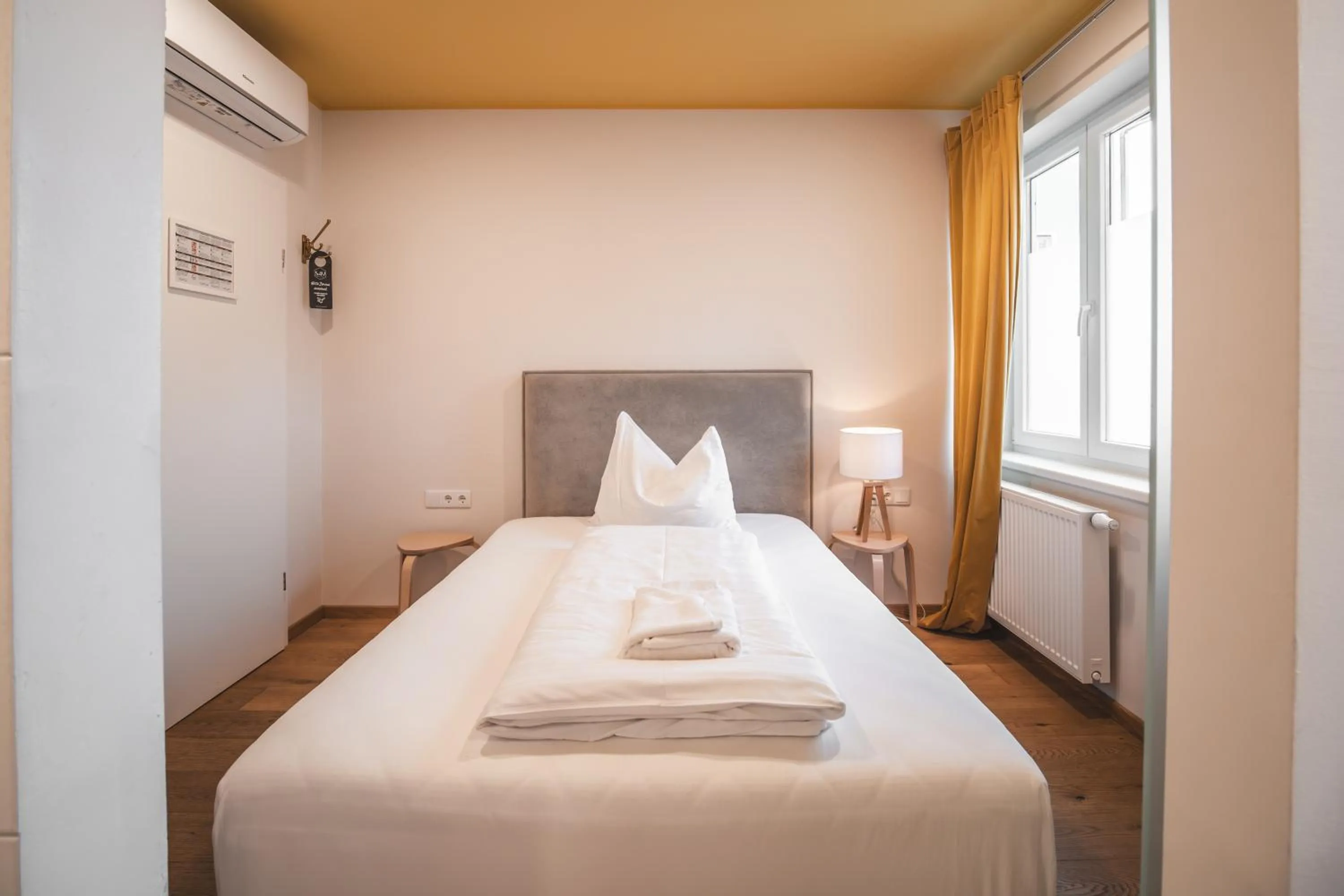 Bed in Boutiquehotel Caravella Velden by S4Y