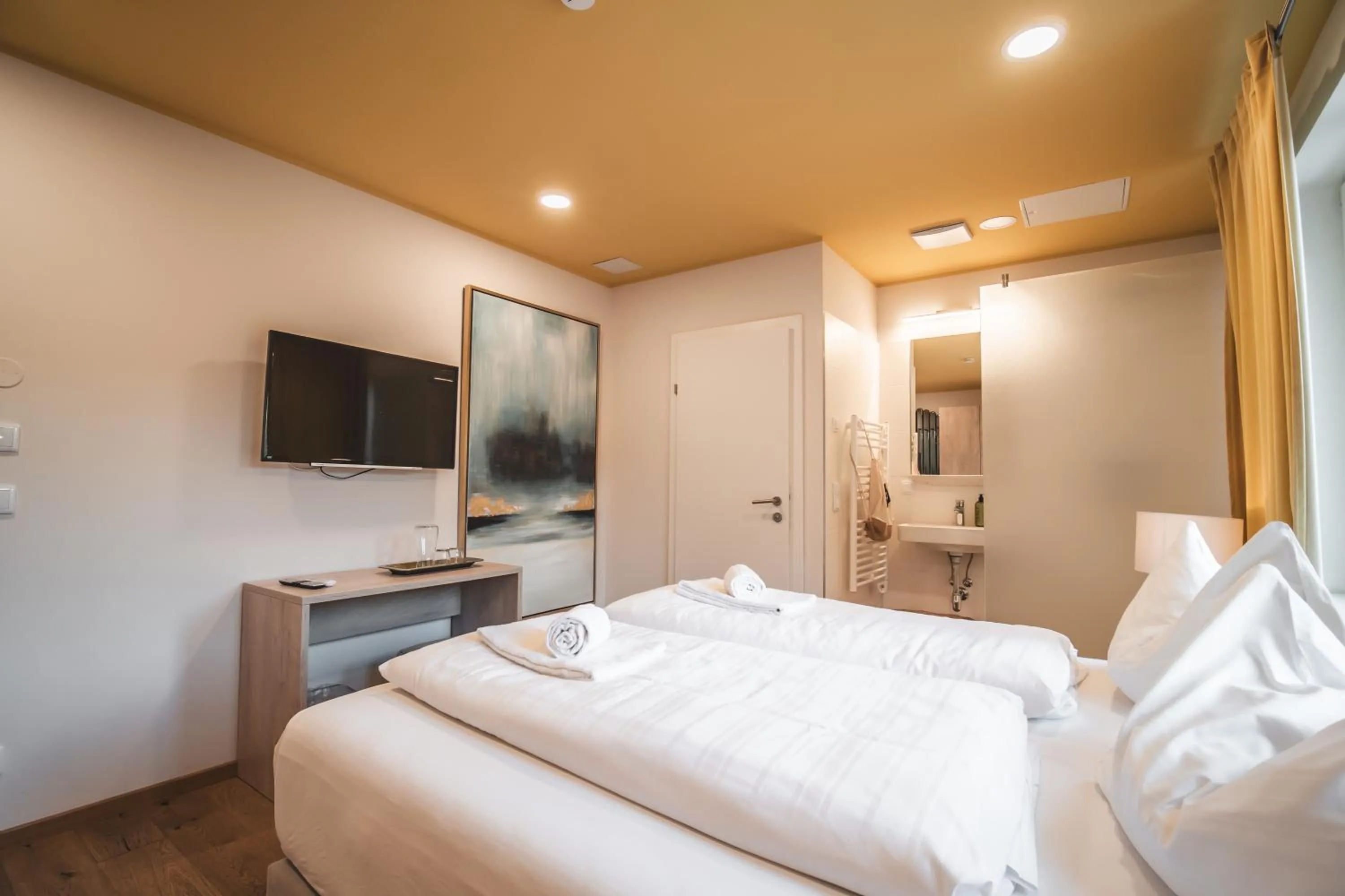 Bedroom, Bed in Boutiquehotel Caravella Velden by S4Y