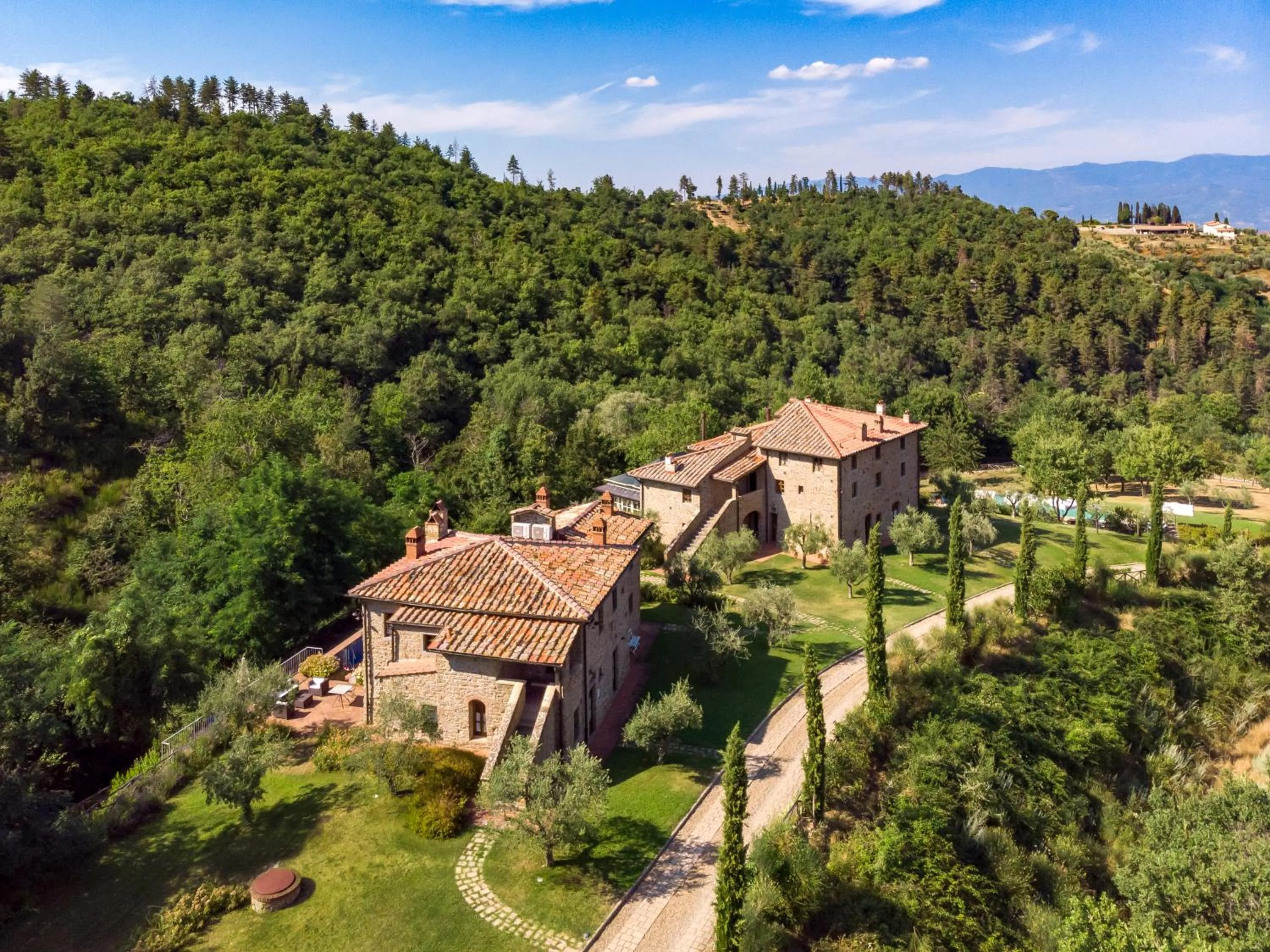 Property building in Le Lappe