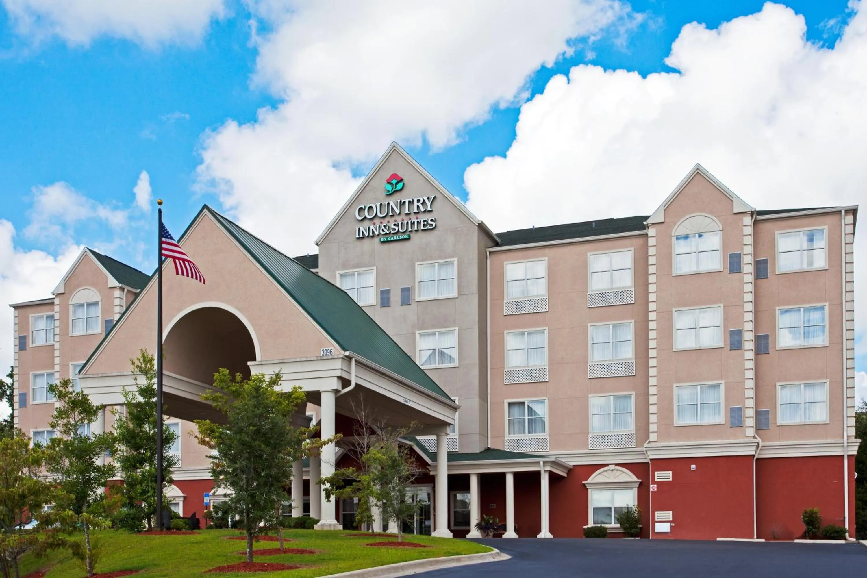 Facade/entrance in Country Inn & Suites by Radisson, Tallahassee-University Area, FL