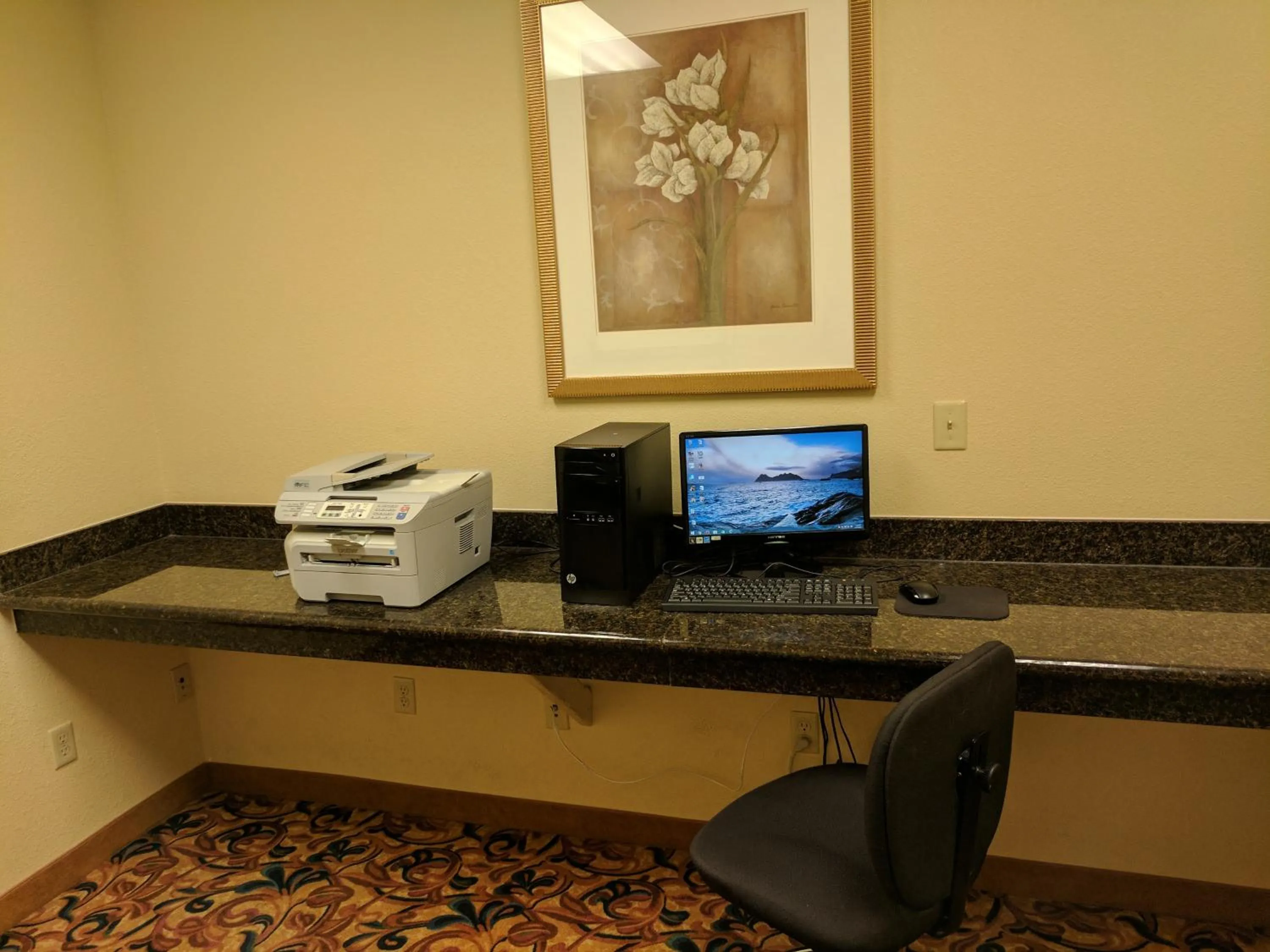 Business facilities in Country Inn & Suites by Radisson, Tallahassee-University Area, FL