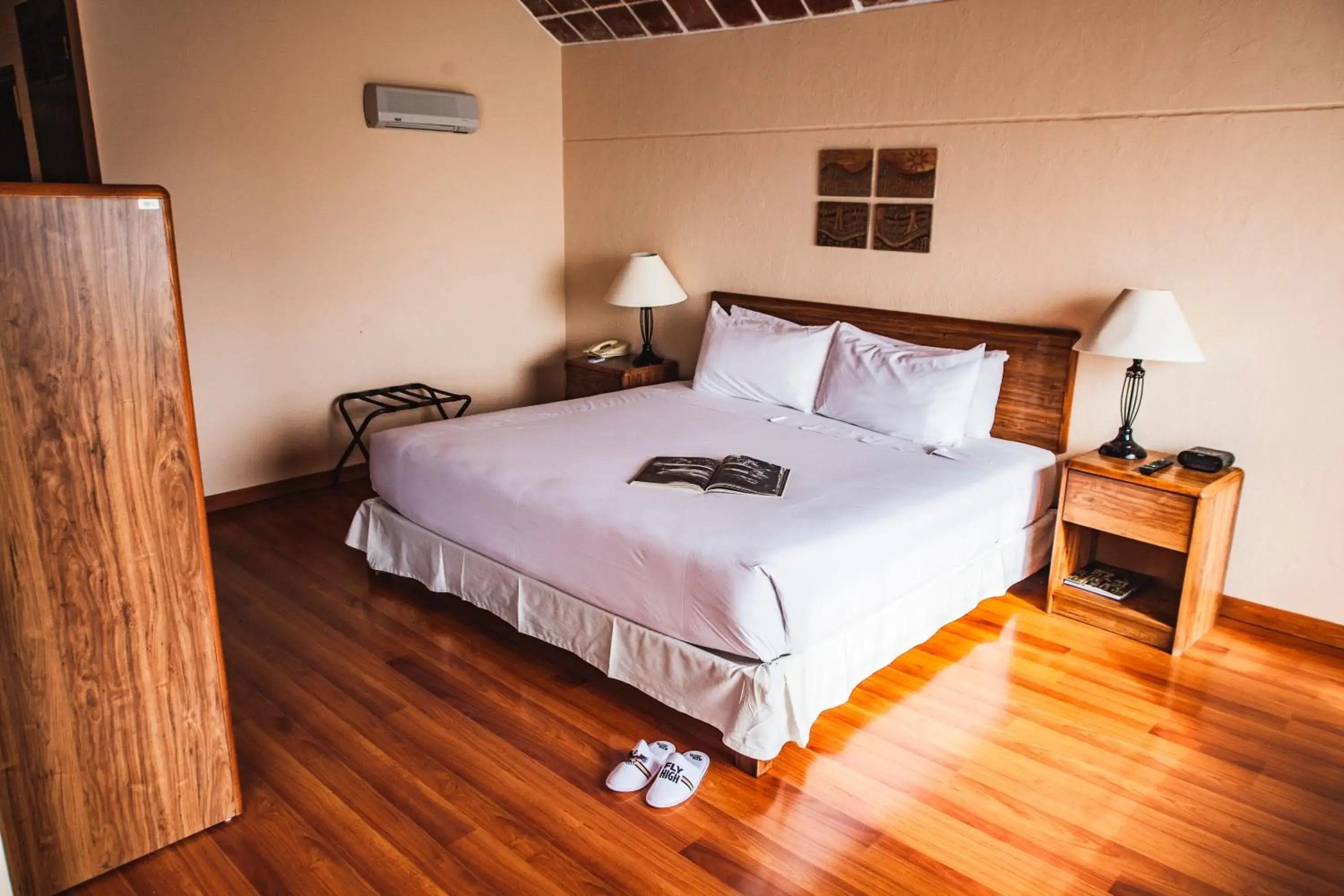 Superior King Room in BTH Hotel Arequipa Lake Superior King Room in BTH Hotel Arequipa Lake