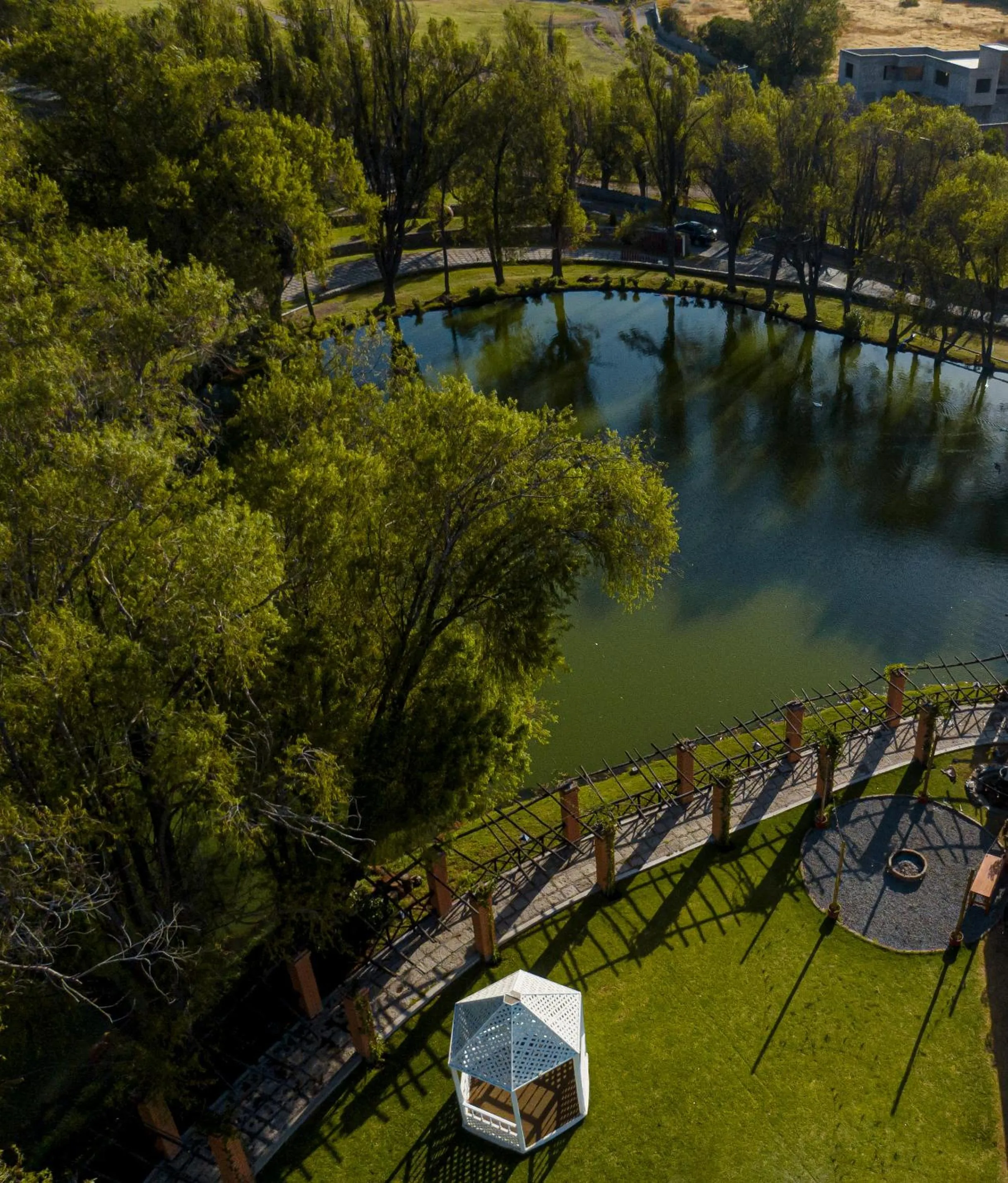 Lake view in El LAGO HOTEL by Luoxo