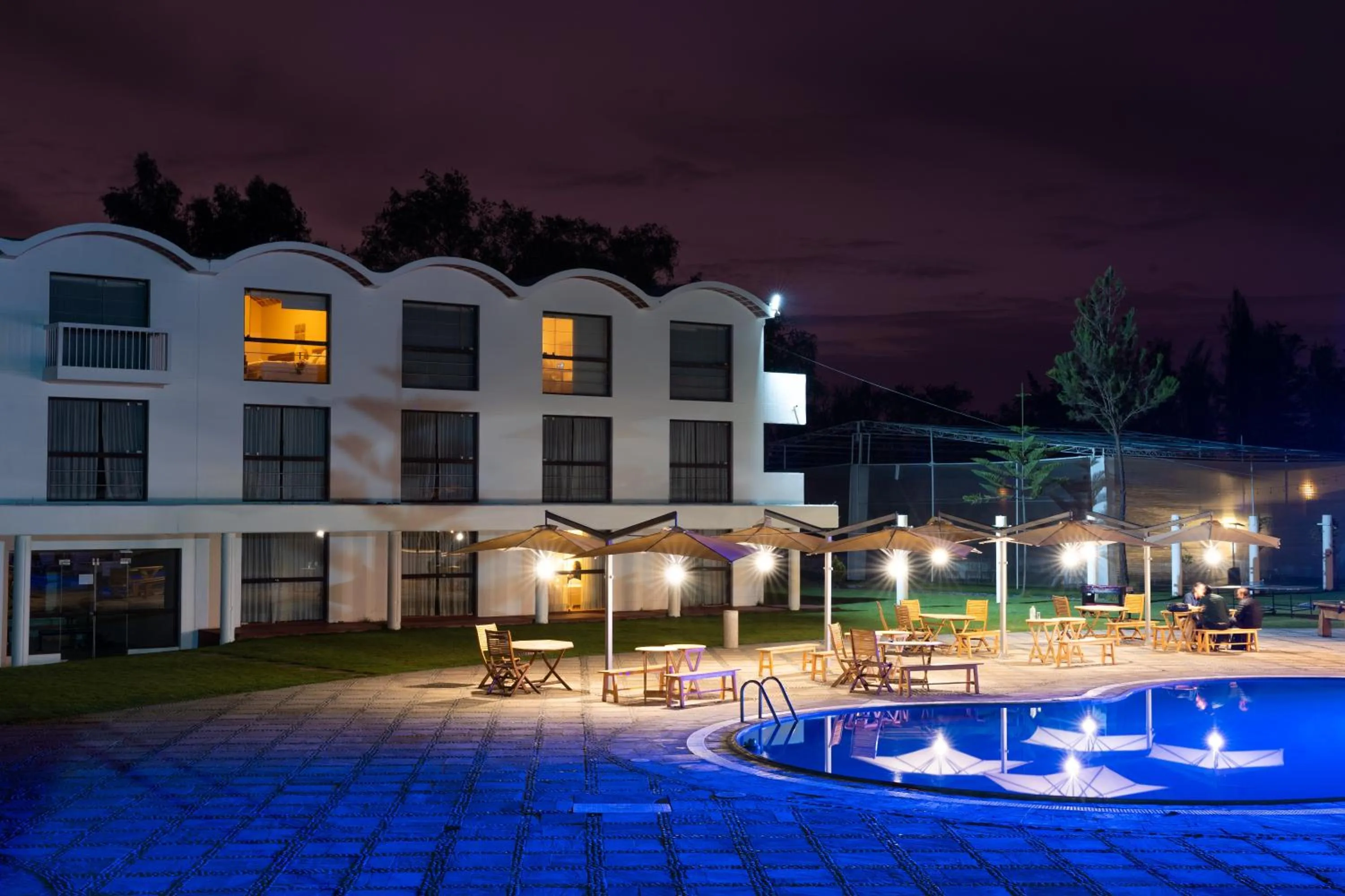 Pool view in El LAGO HOTEL by Luoxo