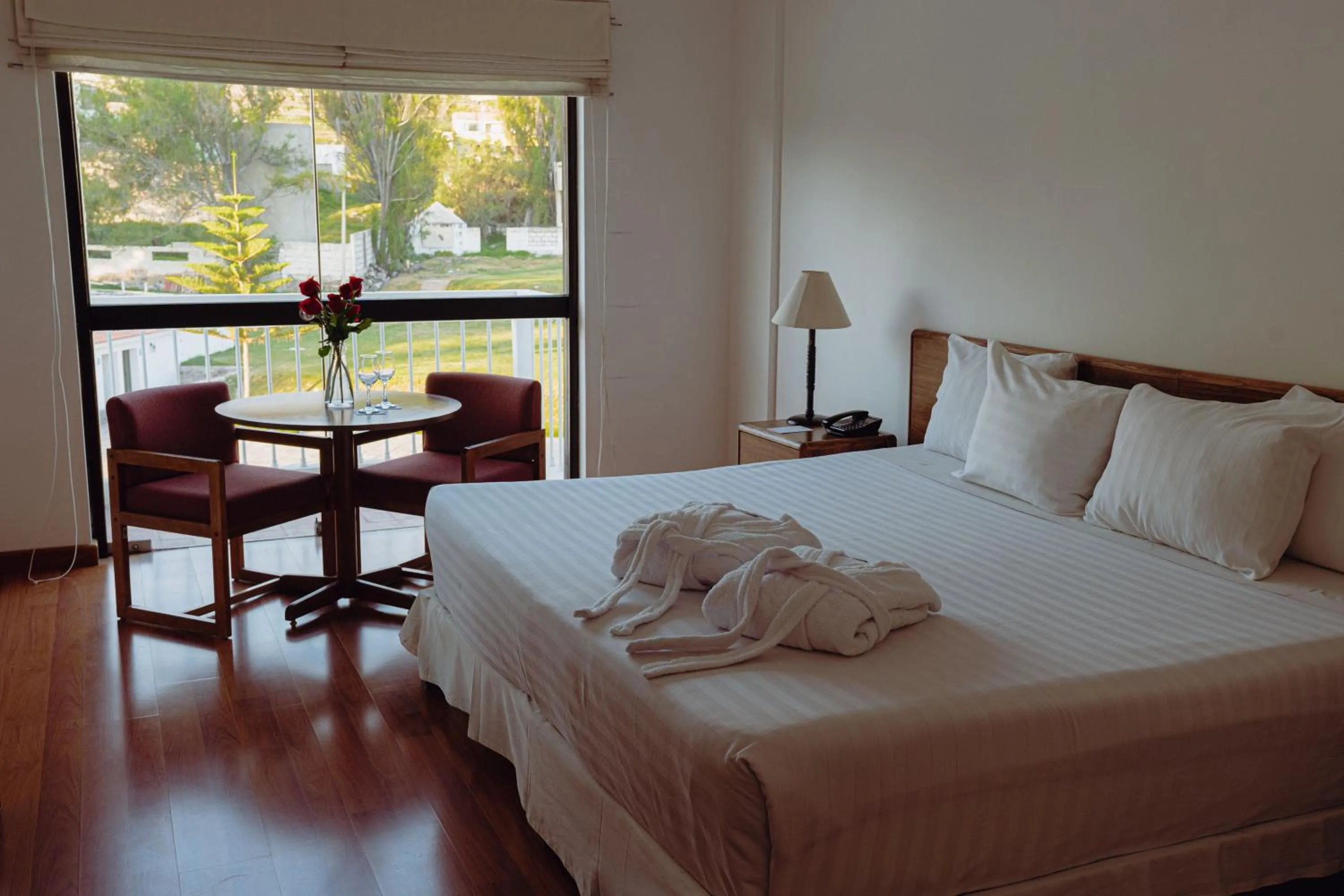 Bed in El LAGO HOTEL by Luoxo