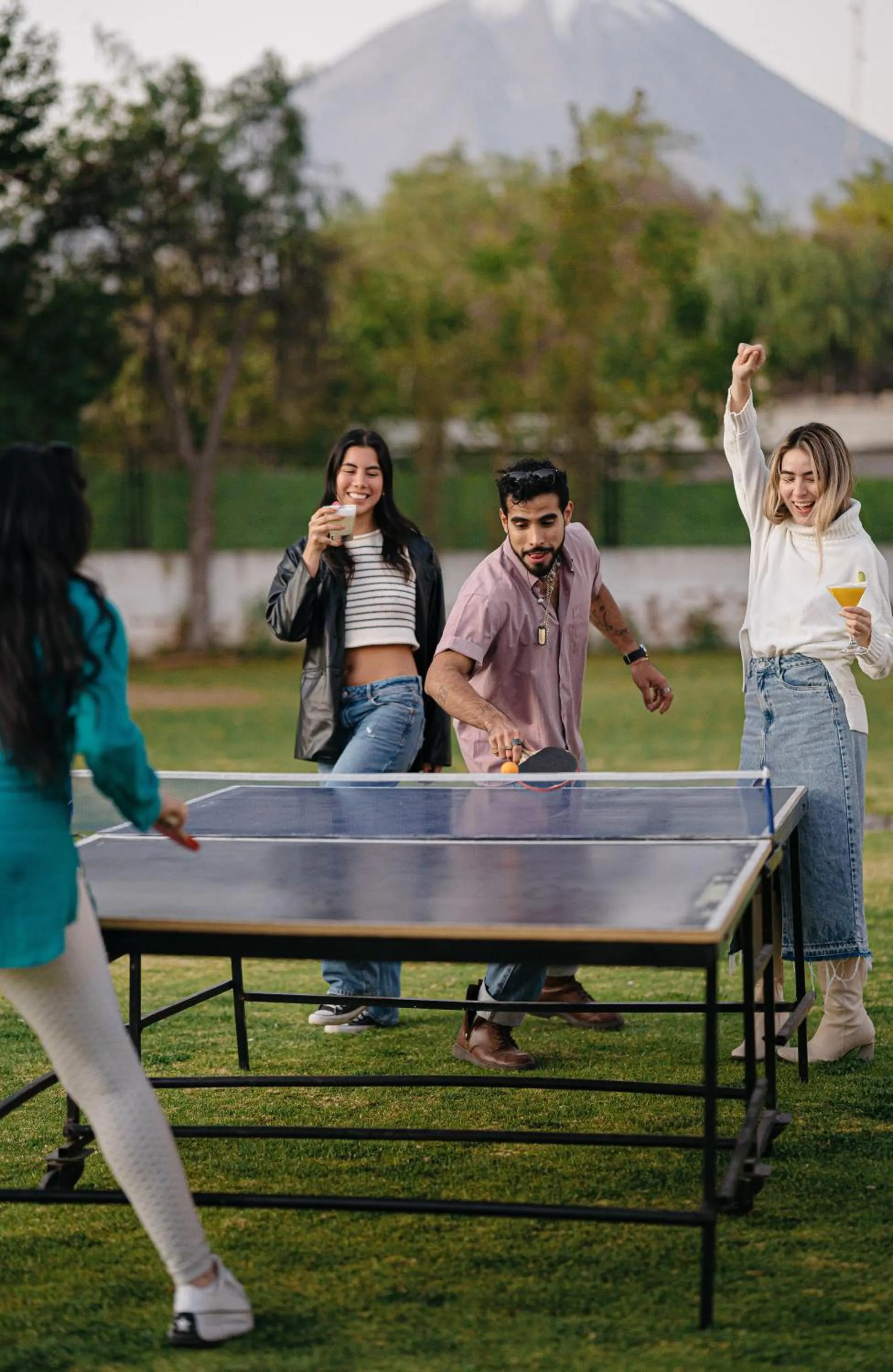 Table tennis in El LAGO HOTEL by Luoxo