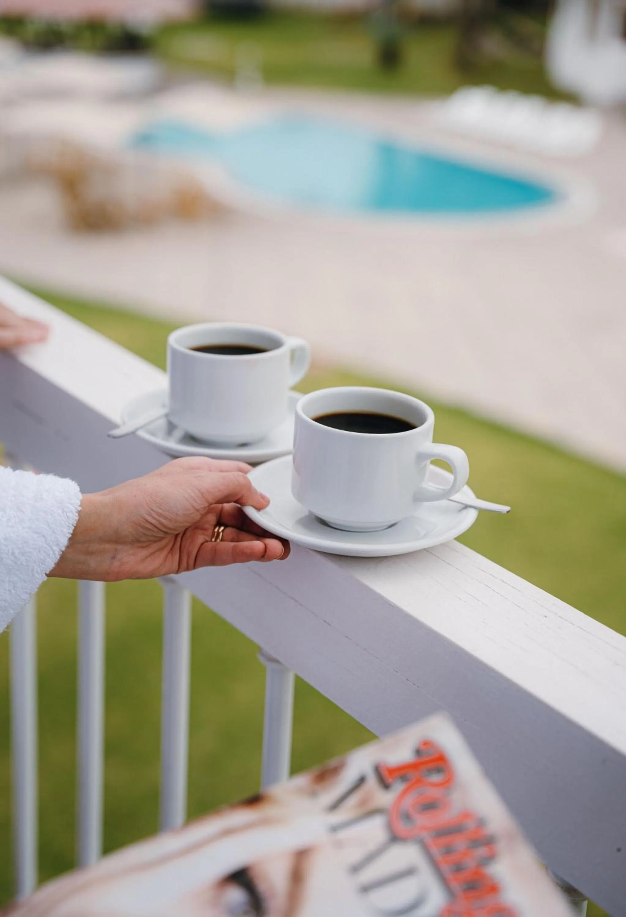 Coffee/tea facilities in El LAGO HOTEL by Luoxo