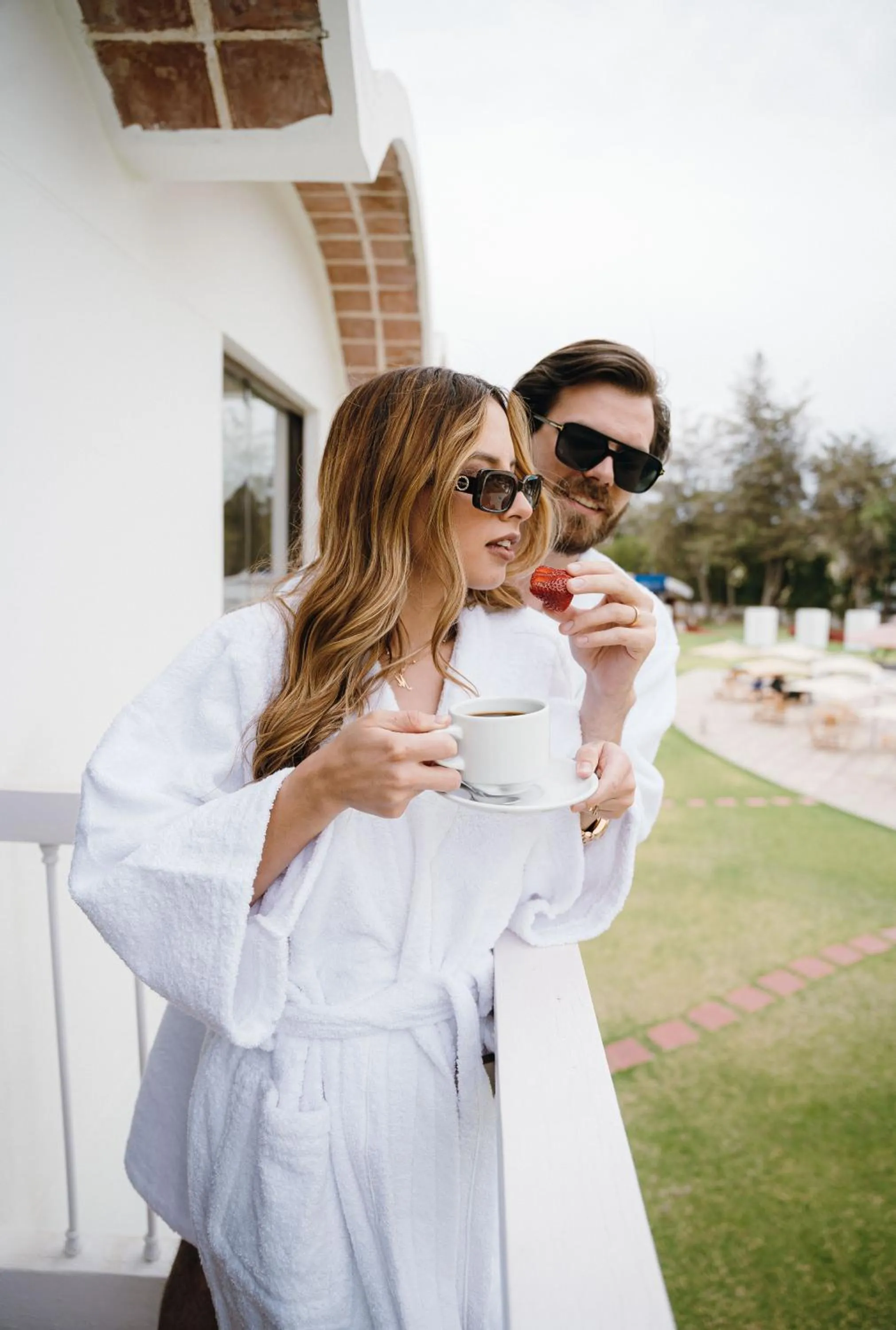 Guests in El LAGO HOTEL by Luoxo