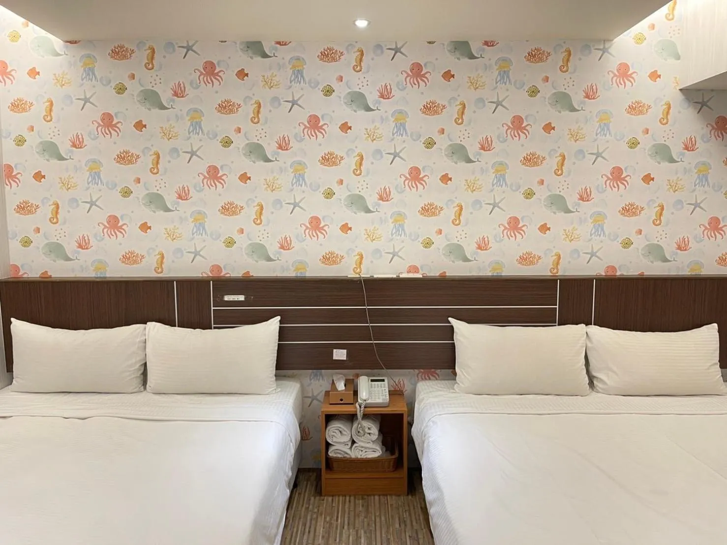 Bed in Jung Shin Hotel