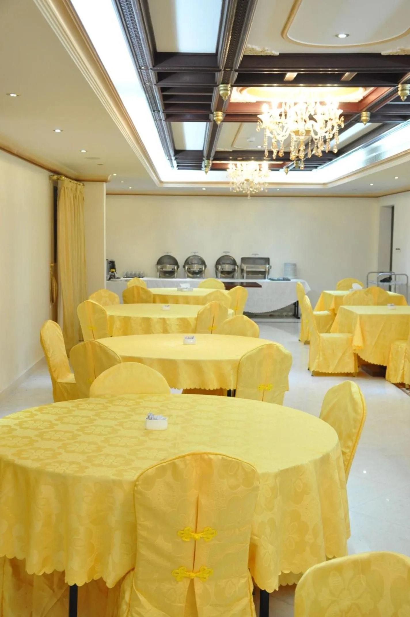 Banquet/Function facilities in Sahara Hotel Apartments